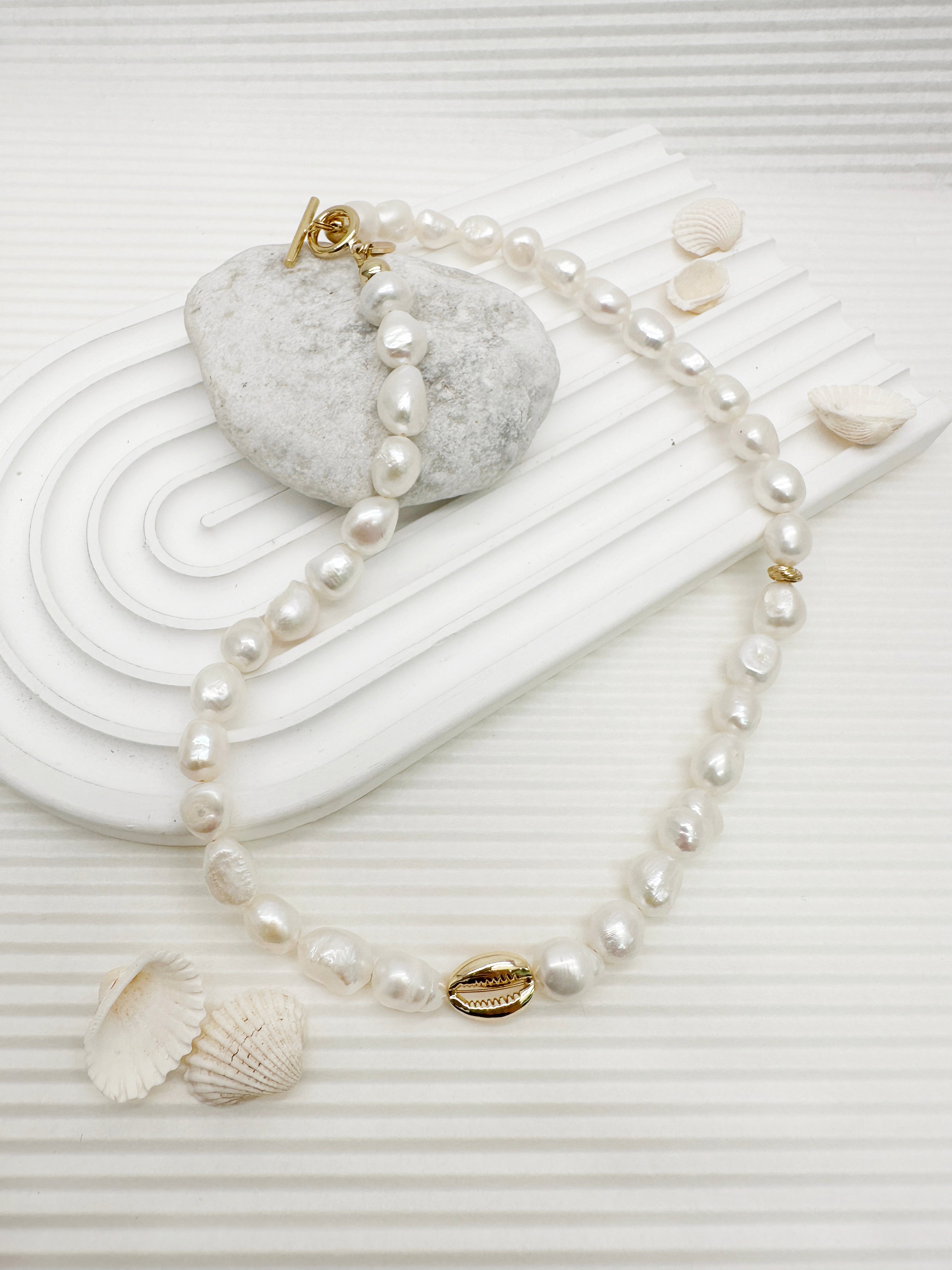 Handmade Irregular Freshwater Pearl Necklace with Gold Shell Charm - Elegant Boho Jewelry for Women, Perfect for Weddings, Parties & Everyday Wear