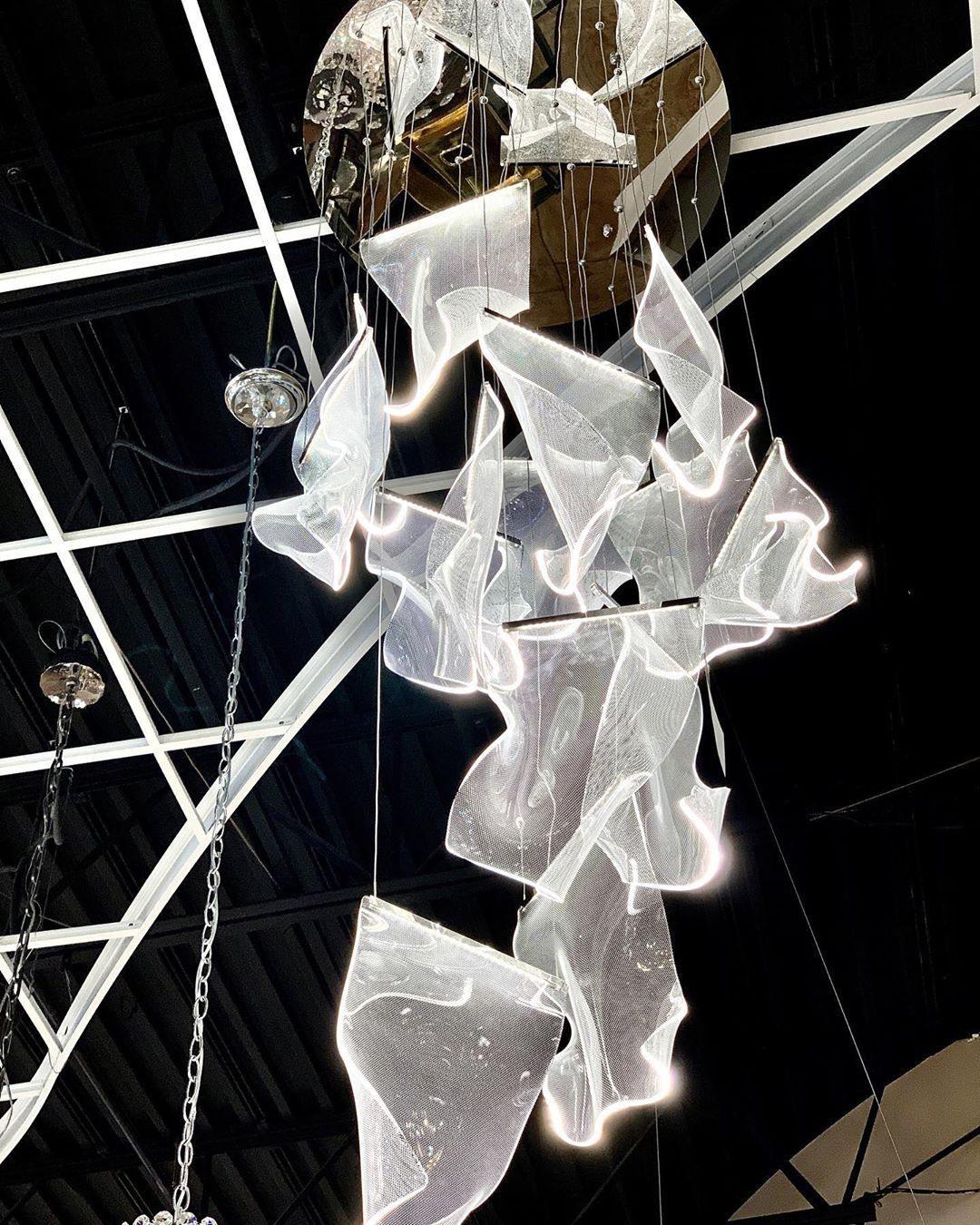 Modern Acrylic LED Chandelier - Energy Efficient Crystal Ceiling Light Fixture for Dining Room, Bedroom & Living Room Decor