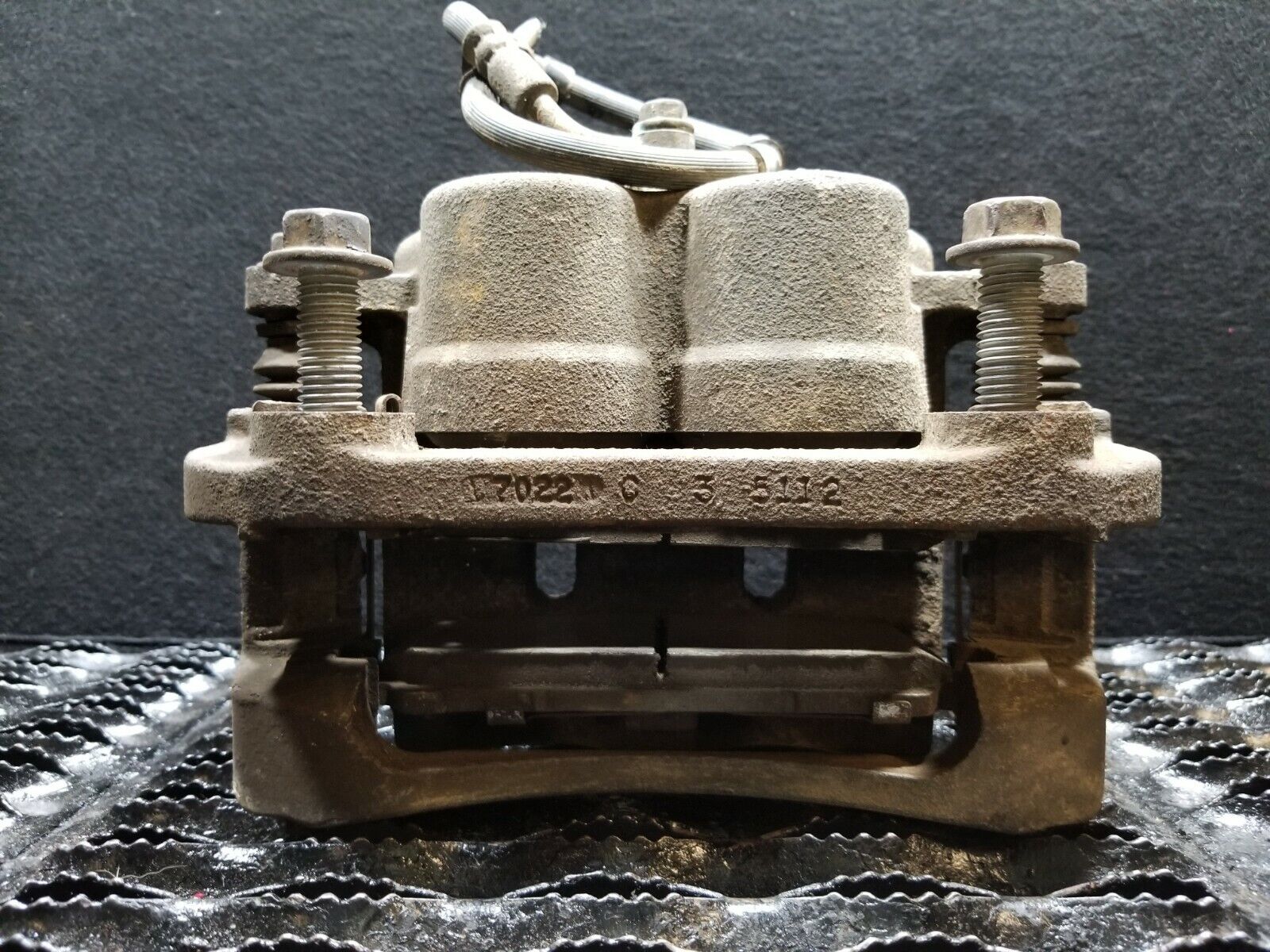 04-07 Infiniti QX56 Front Right Brake Caliper OEM Replacement - Perfect for Daily Commuting & Highway Driving