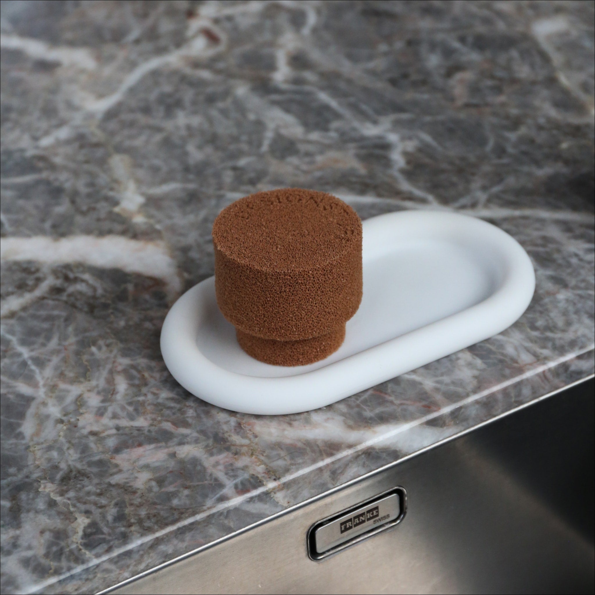 DESIGNSTUFF 22cm White Bubble Silicone Tray - Perfect for Ice Cubes, Chocolate Molds & DIY Crafts