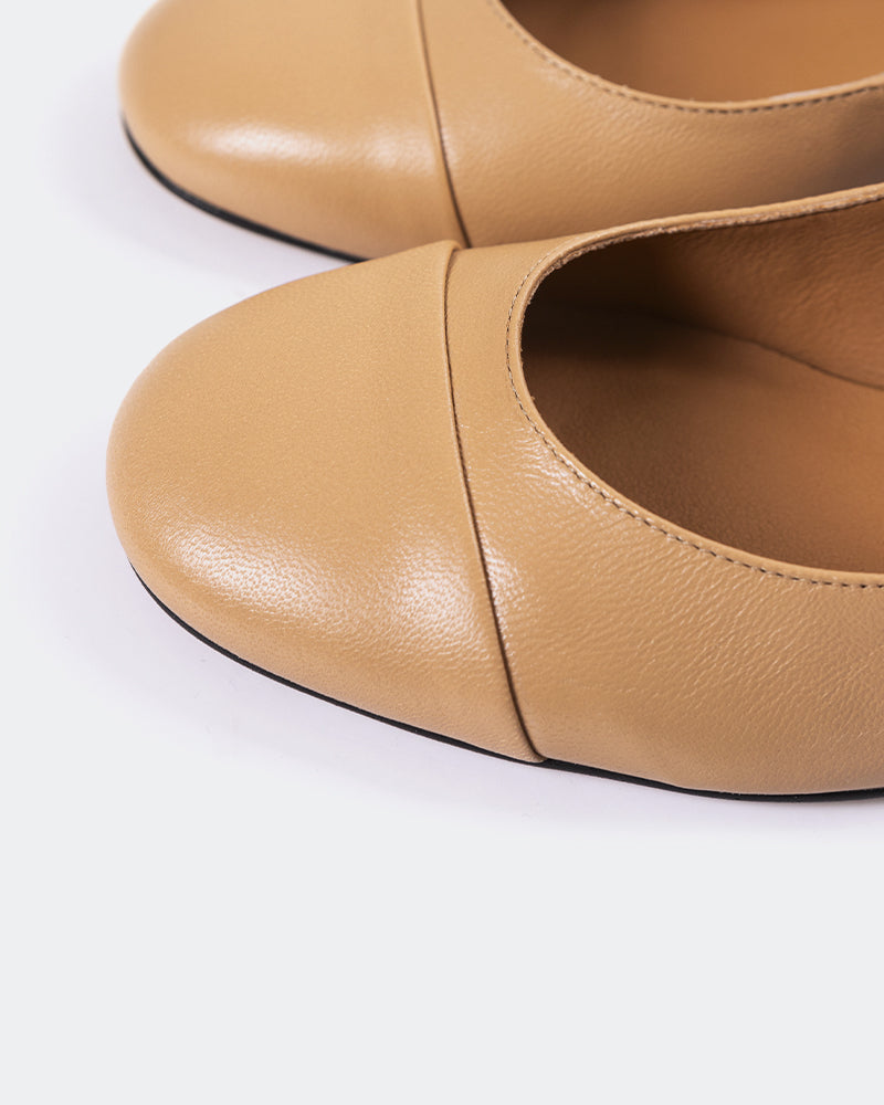 Premium Zanotti Genuine Camel Leather - Durable & Luxurious for Handbags, Wallets & Accessories | Perfect for Fashion & Crafting Projects