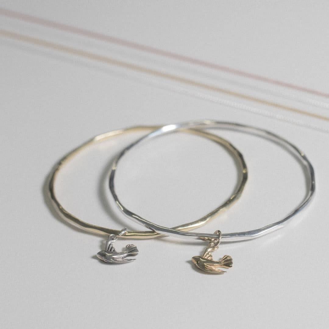 Rose Gold & Silver Bird Bangle Bracelet for Women - Elegant Animal Jewelry Gift for Her - Perfect for Parties, Weddings & Everyday Wear