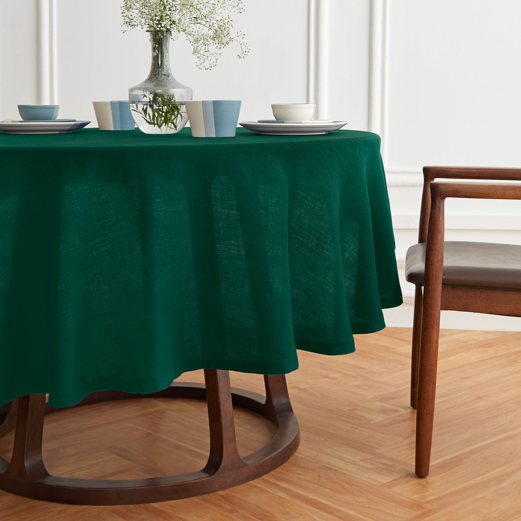 Sonoma Round Tablecloth - Premium Cotton Fabric for Dining & Parties - Perfect for Holiday Gatherings, Weddings & Home Decor