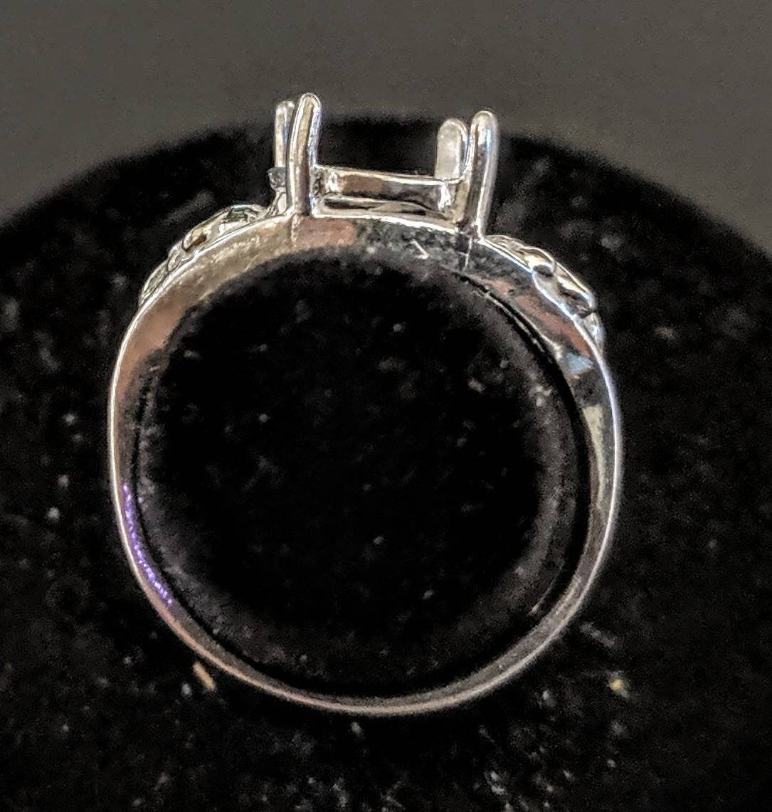 Solid Sterling Silver or 14kt Gold 7x5mm to 12x10mm Oval Cabochon Leaf Ring Setting - Size 5 to 8 (163566/143566) - Perfect for Handmade Jewelry, Nature-Inspired Designs & DIY Crafting