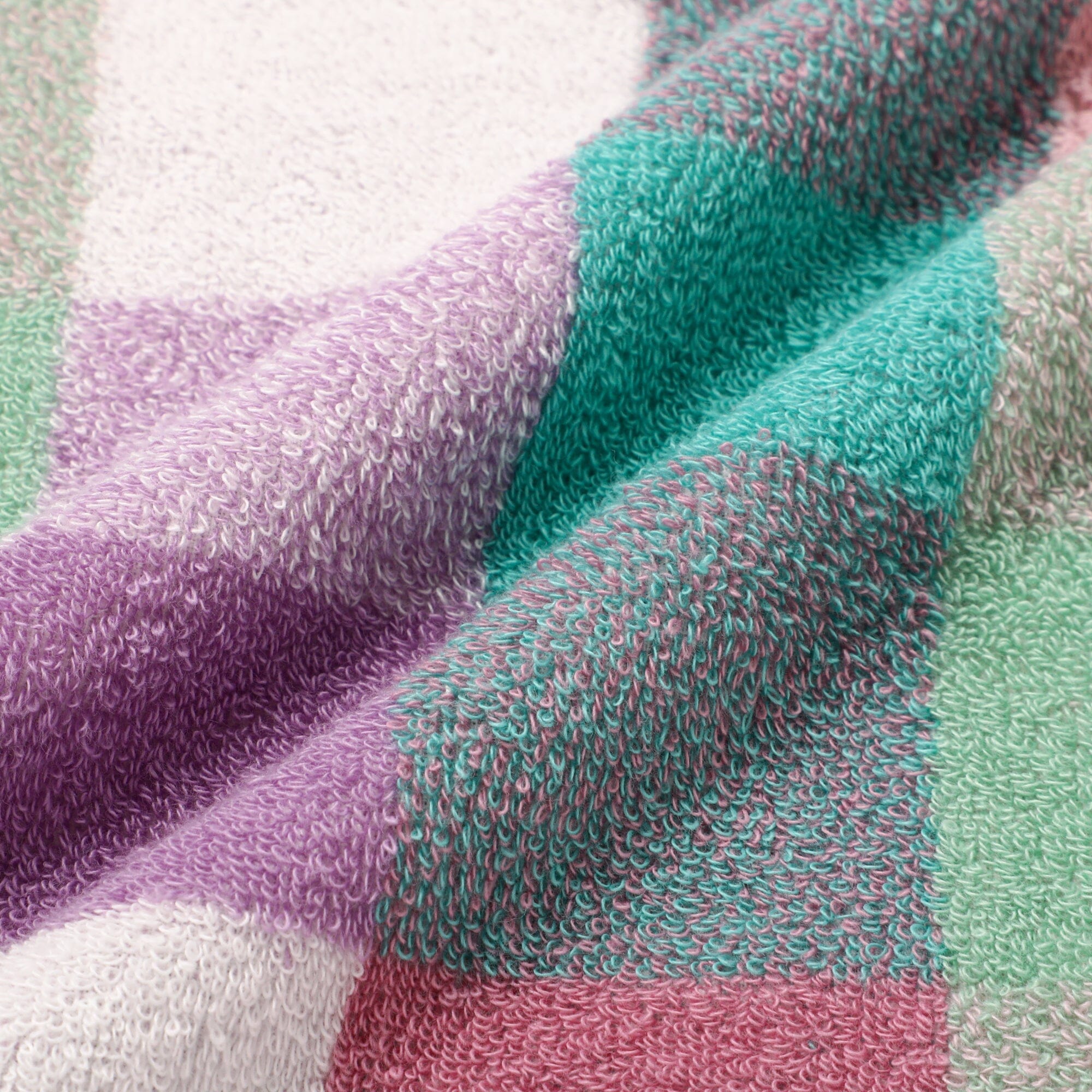 Antibacterial & Deodorizing Checkered Bath Towel - Green | Soft Absorbent Quick-Dry Towel for Bathroom, Spa, Gym & Beach