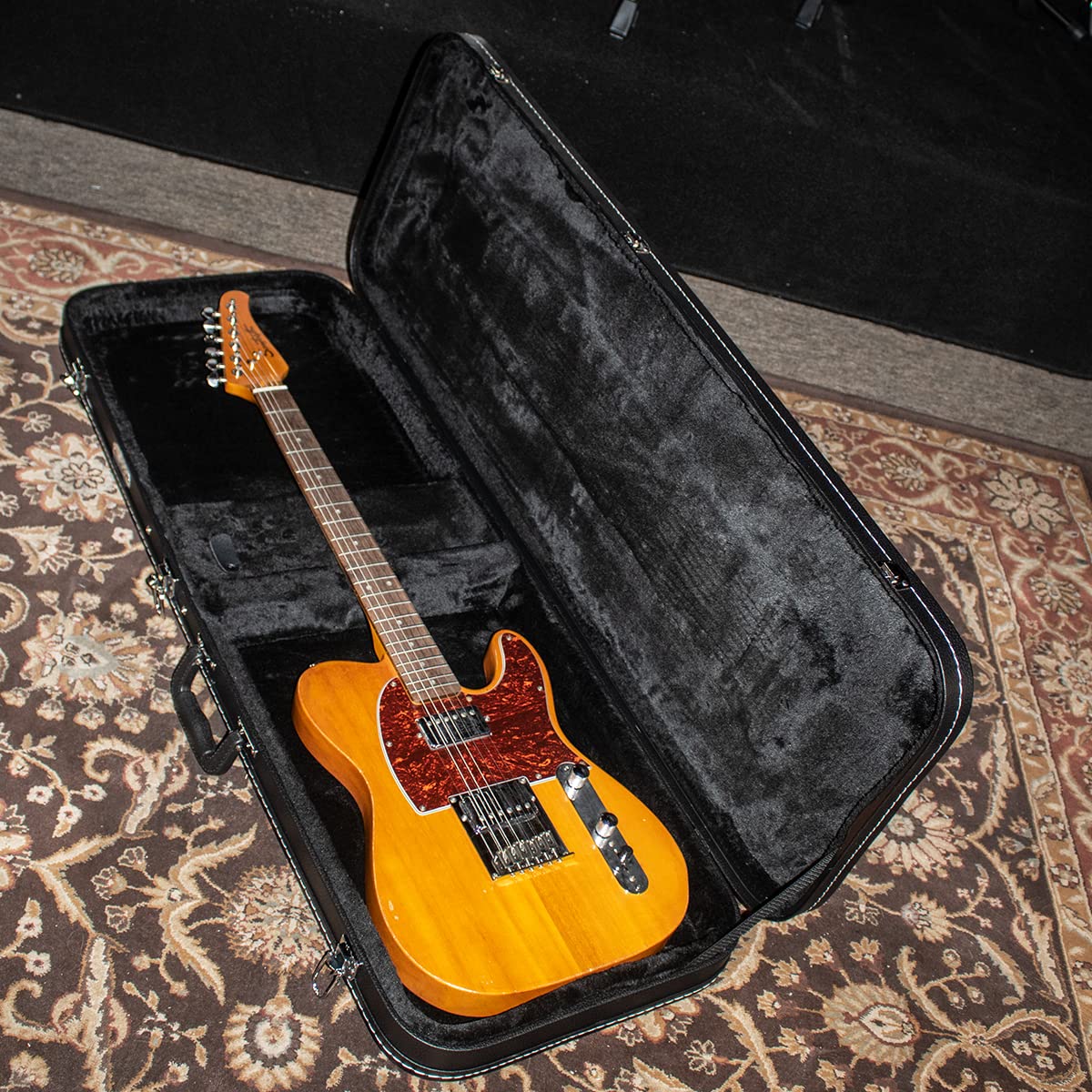 ChromaCast CC-EHC Electric Guitar Hard Case - Durable Black Protective Cover for Travel & Storage | Perfect for Musicians, Performances & Studio Use