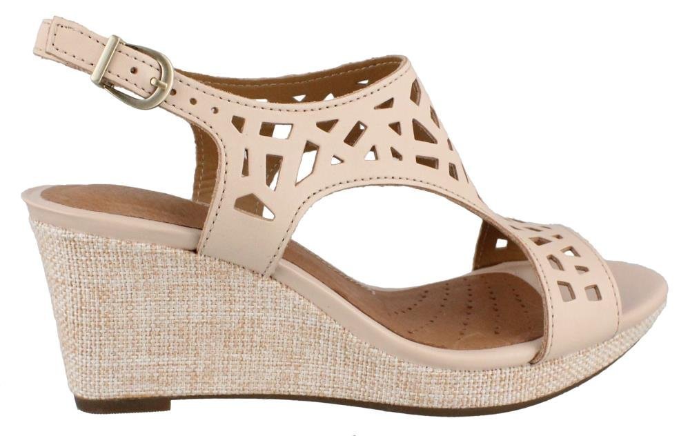Clarks Women's Palmdale Sands Comfortable Slip-On Loafers - Casual & Office Wear for Women