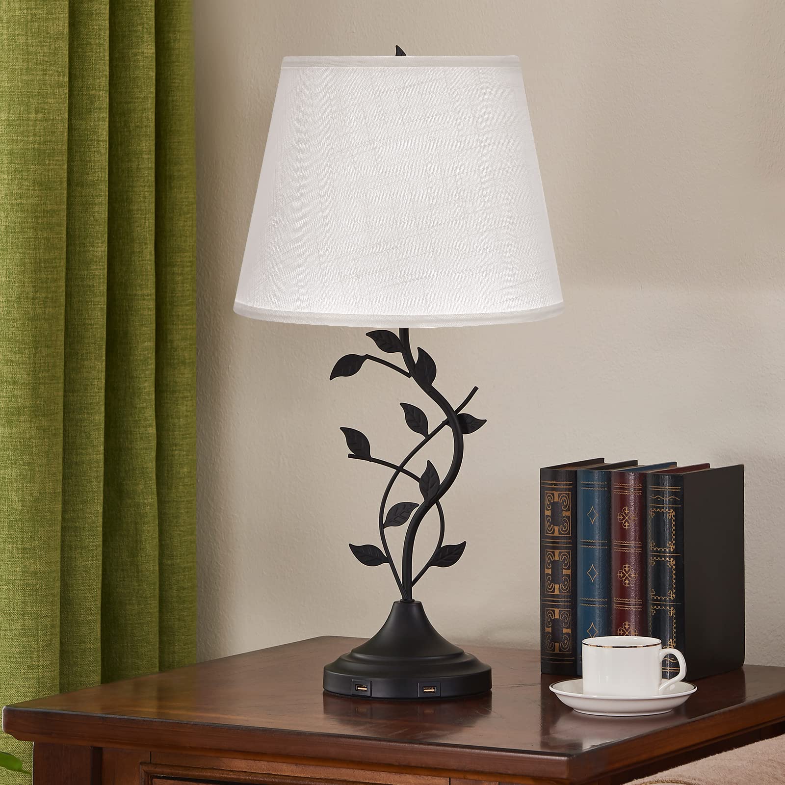 Kakanuo White Traditional USB Table Lamp with Dual Charging Ports - Bedside Nightstand & Desk Lamp, Large Retro Style for Bedroom, Living Room, Office | Perfect for Reading, Working & Charging Devices