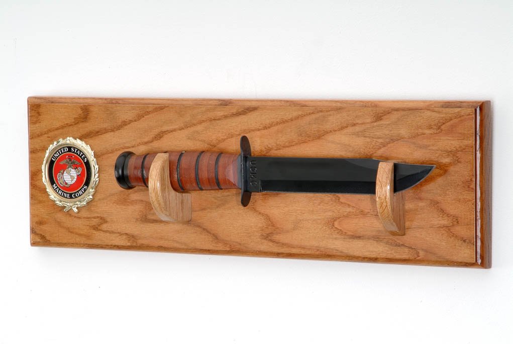 Military Combat Knife Display Plaque - 16