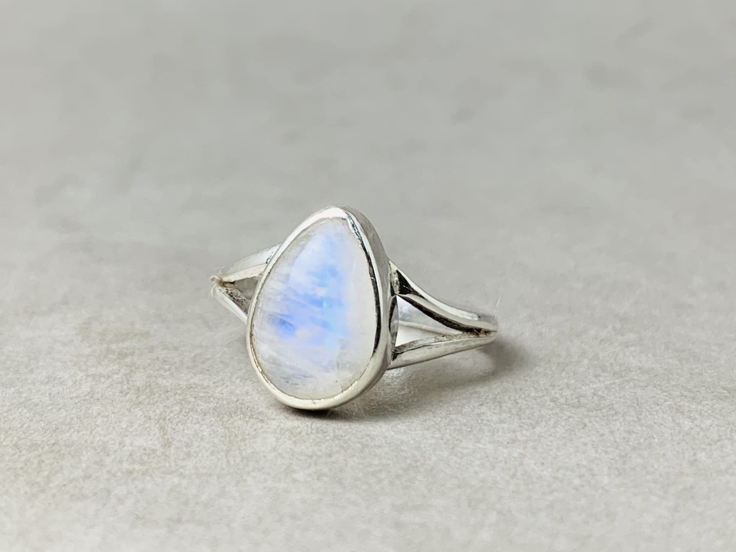 925 Sterling Silver Rainbow Moonstone Ring – Handmade Pear Cut Blue Fire Moonstone Jewelry for Women, Everyday Wear & Gift Giving (Size E 1/2) | Perfect for Weddings, Anniversaries & Boho Fashion