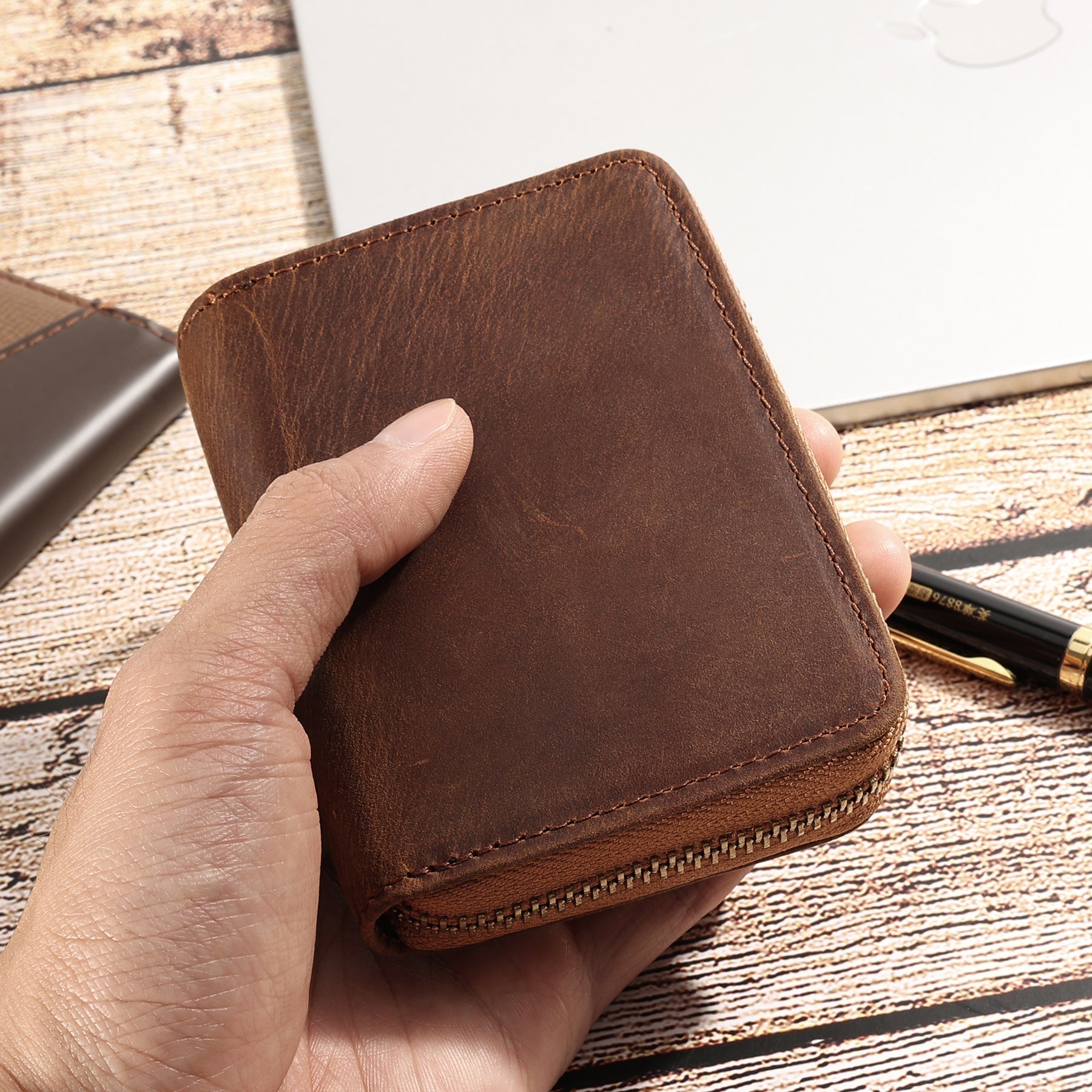 RFID Blocking Men's Leather Wallet - Slim Durable Credit Card Holder for Everyday Use & Travel Security