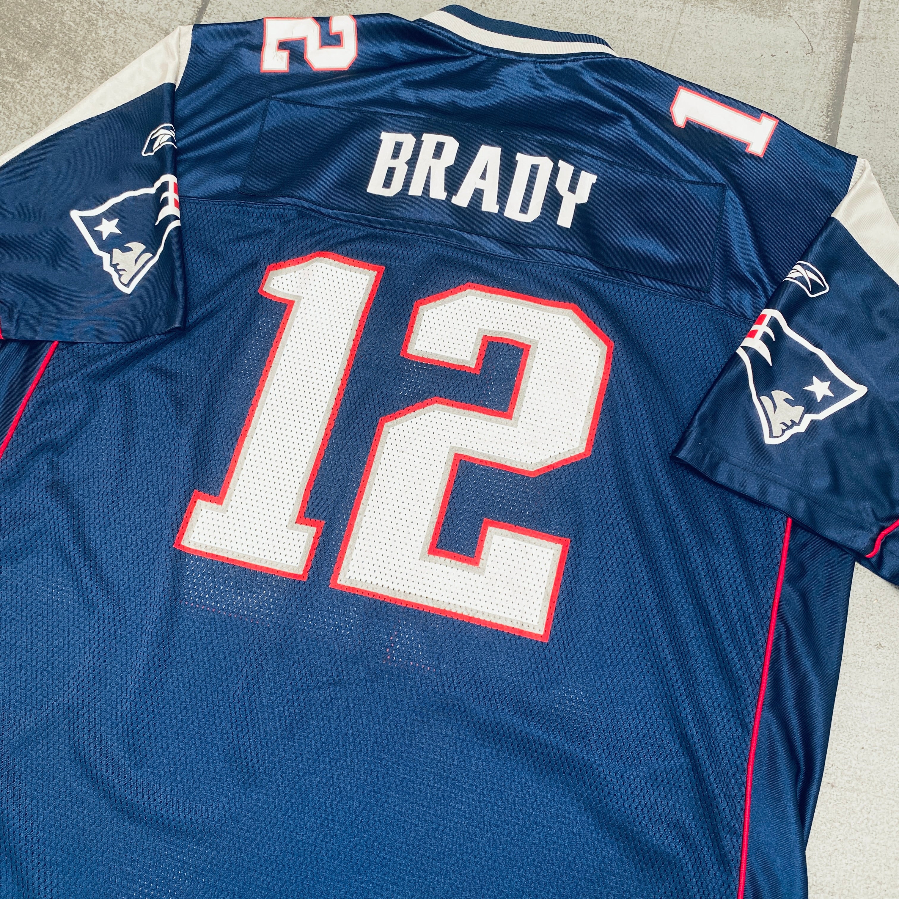 New England Patriots Tom Brady 2004/05 Jersey - XXL Size Official NFL Football Fan Gear for Men - Perfect for Game Day, Tailgating & Sports Memorabilia Collection