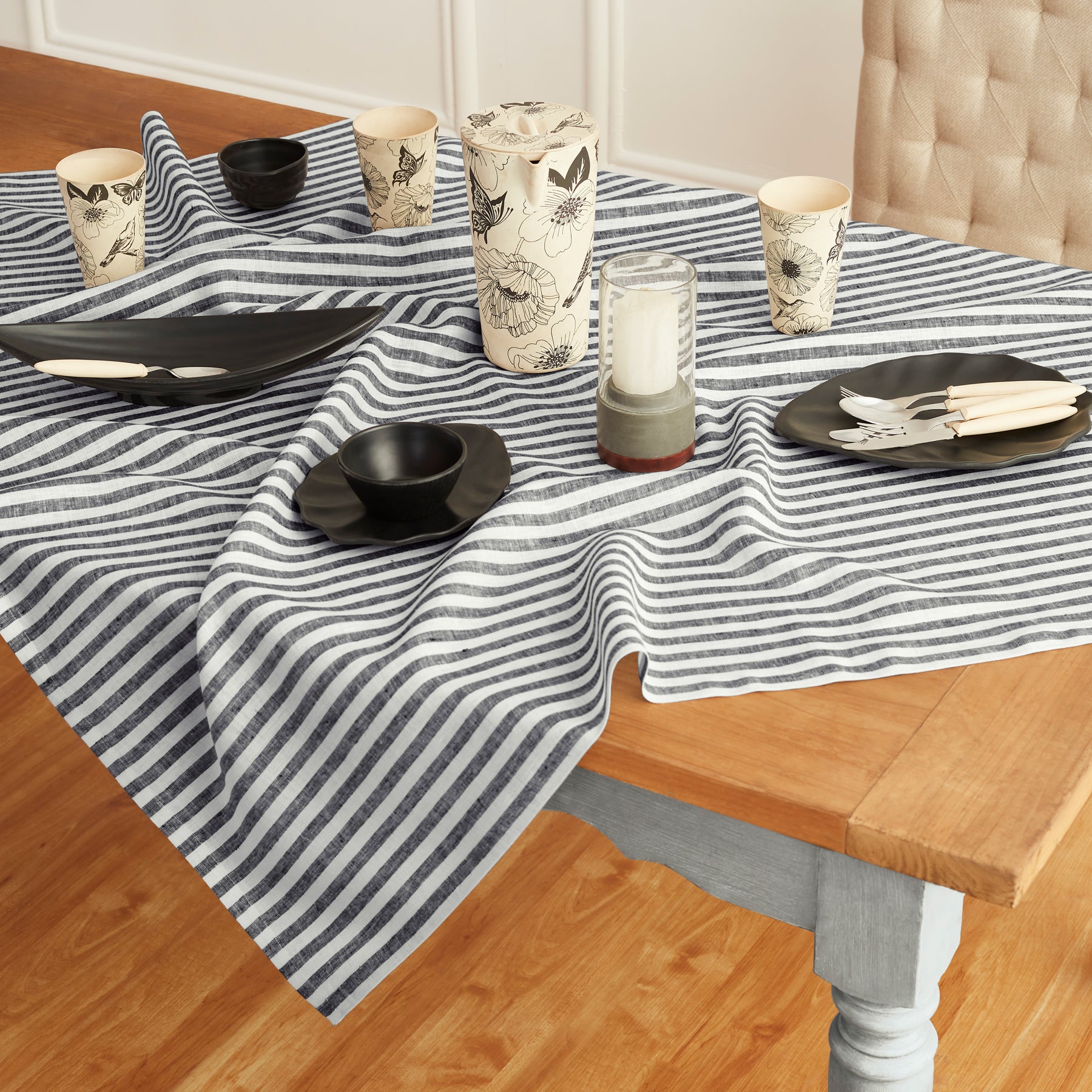 Amalfi Stripe Table Throw - Elegant Cotton Table Runner for Dining Room, Kitchen & Holiday Decor - Perfect for Weddings, Parties & Home Styling