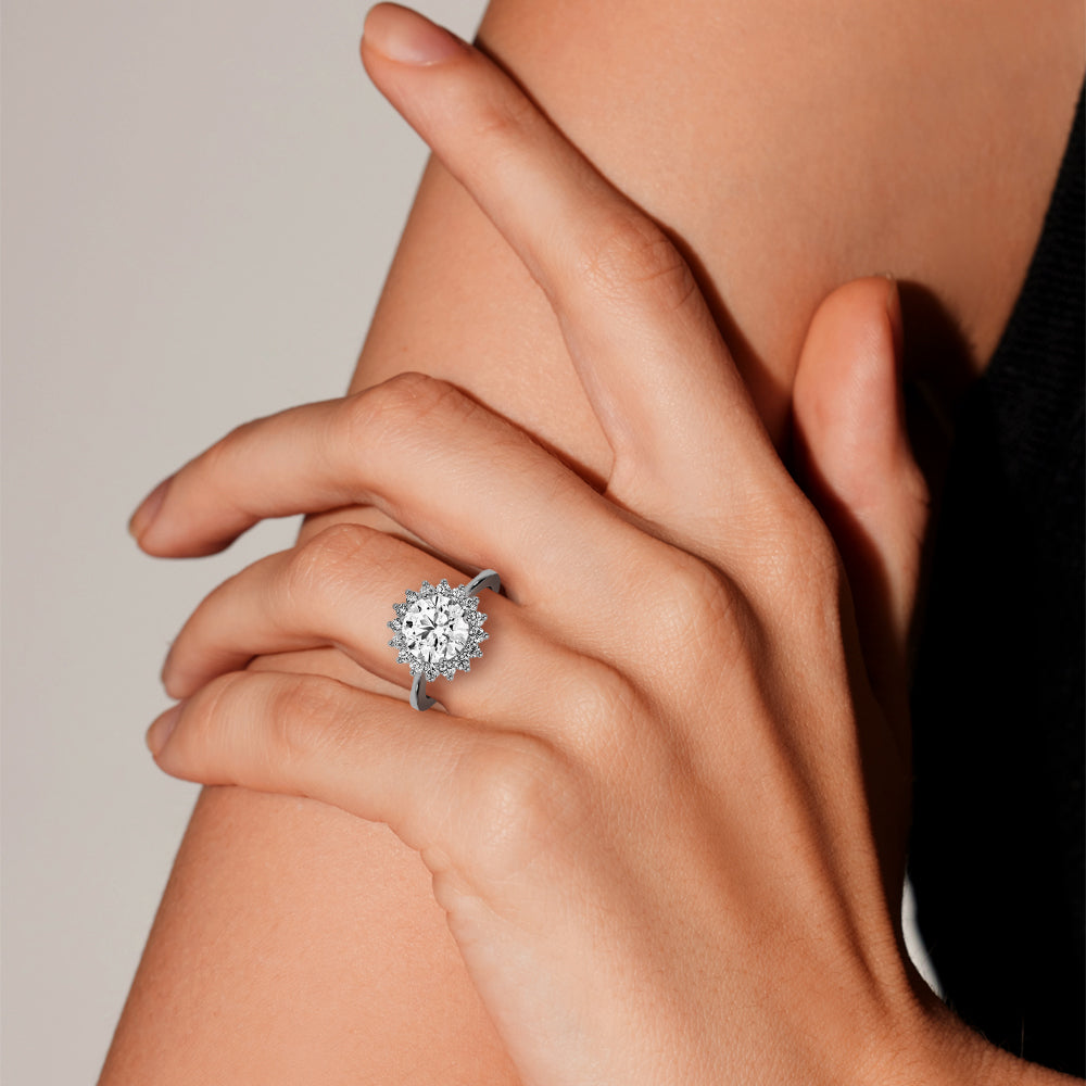 Vintage Inspired Round Halo Engagement Ring - 14K Gold Diamond Wedding Band for Women - Perfect for Proposals, Anniversaries & Romantic Occasions