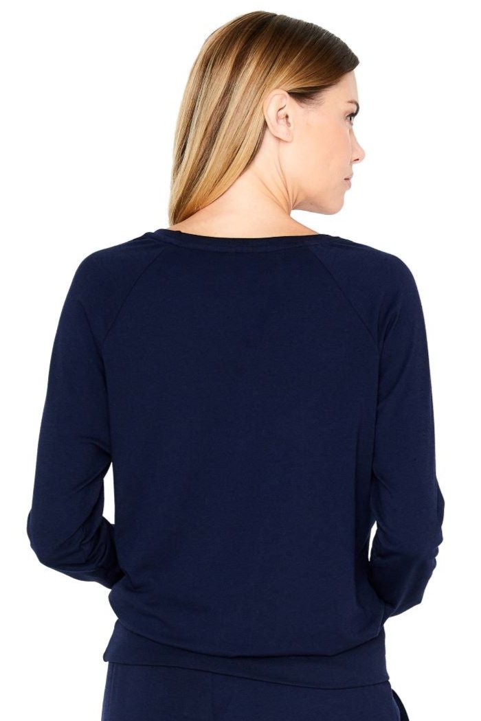 Comfortable Long Sleeve Pullover Sweater for Women & Men - Cozy Casual Wear for Fall & Winter | Perfect for Office, Travel and Lounging