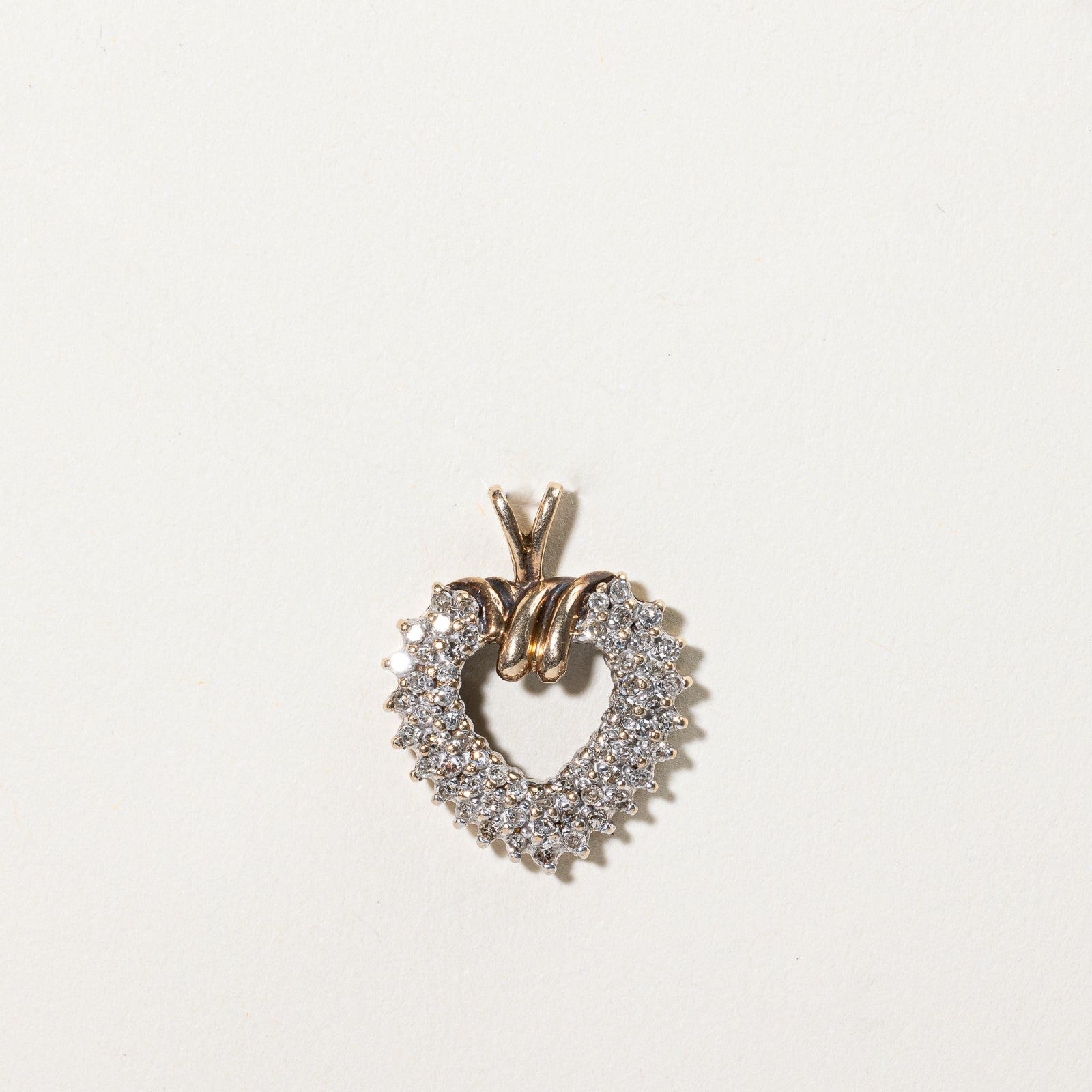10K White Gold Diamond Heart Pendant Necklace - 0.55 Carat Total Weight (ctw) - Perfect Gift for Anniversary, Valentine's Day & Special Occasions