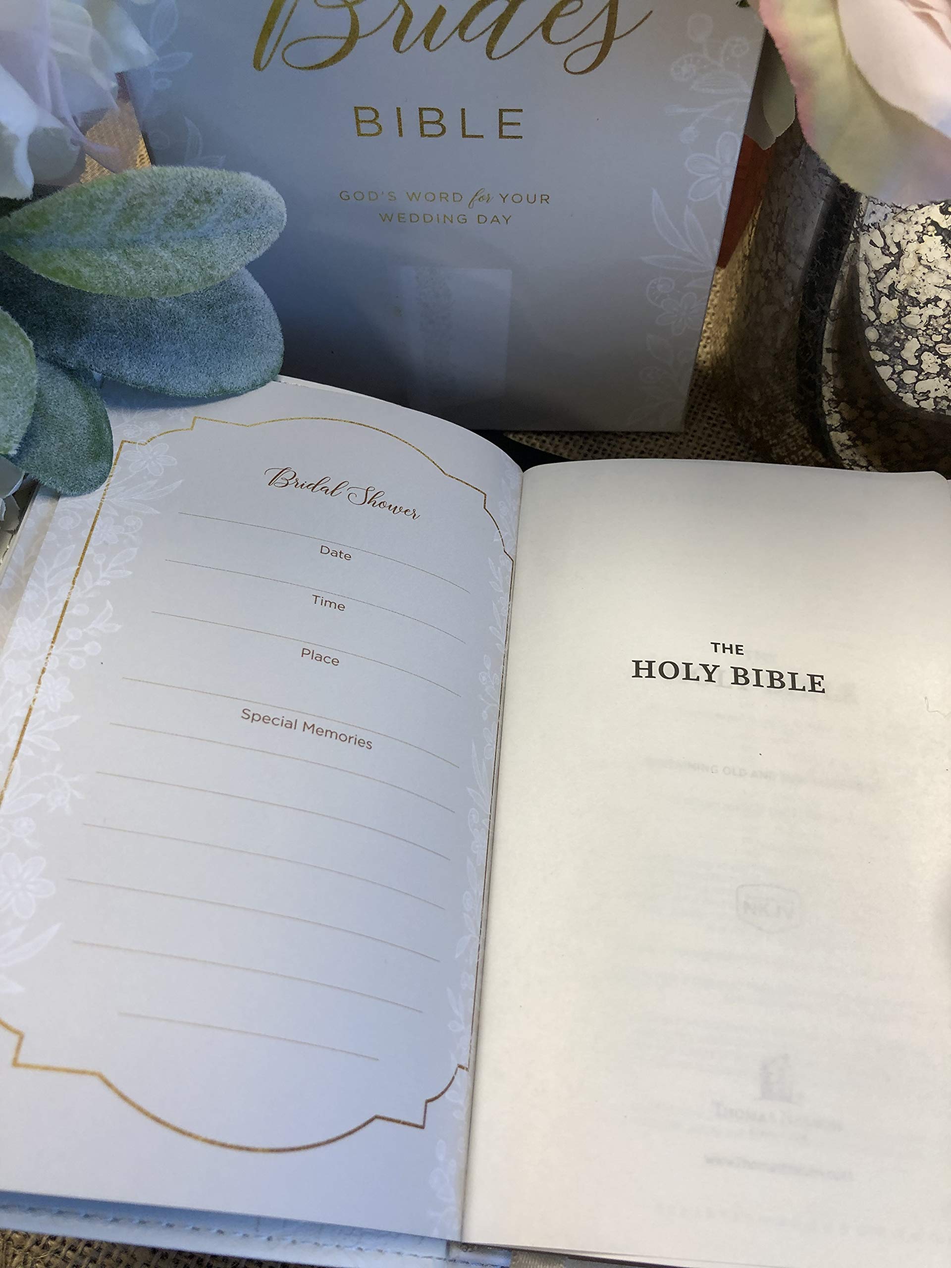 NKJV Bride's Bible - Leathersoft White Cover with Red Letter Comfort Print - Holy Bible New King James Version - Perfect for Weddings, Bridal Showers & Christian Gift Giving