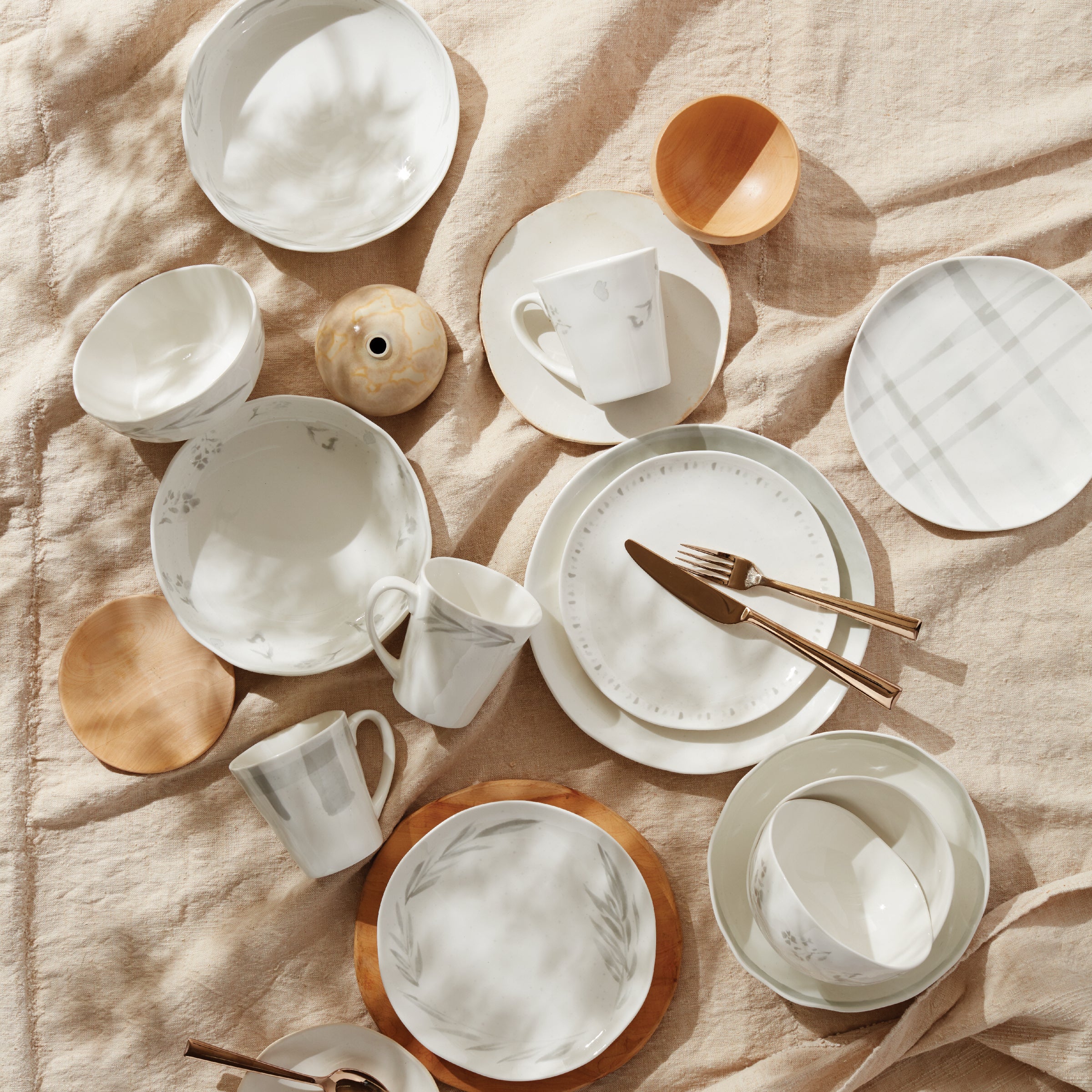 Premium Oyster Bay 12-Piece Dinnerware Set - Porcelain Plates, Bowls & Mugs - Elegant Dinner Set for Family Dining, Entertaining & Special Occasions
