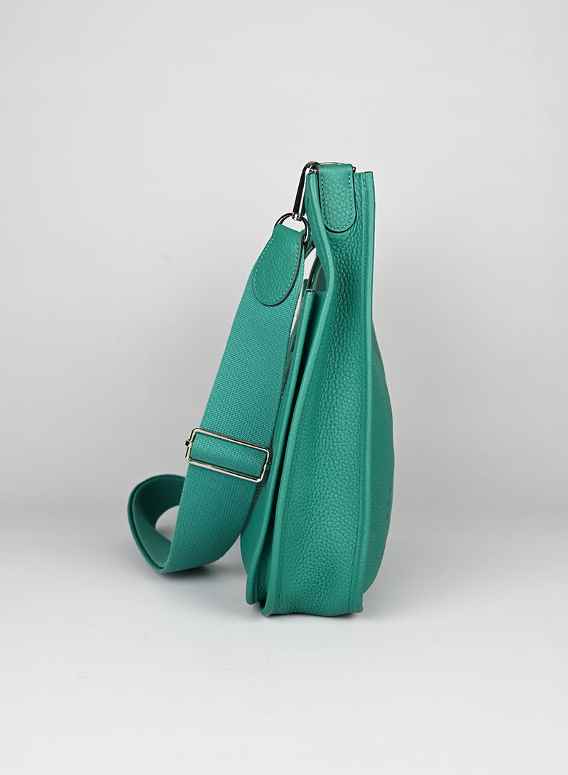 Hermès Evelyne 29 Leather Handbag in Green | Luxury Crossbody Bag for Women | Perfect for Work, Travel & Everyday Use