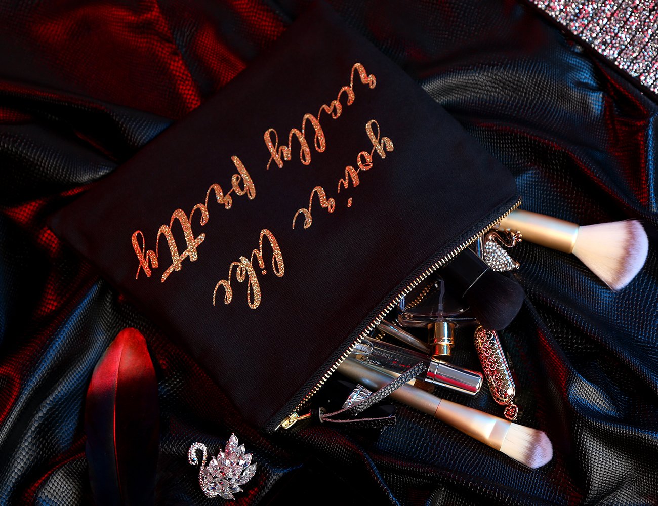 Vintage Black Gold Wedding Makeup Bag - Canvas Cosmetic Pouch for Bride & Bridesmaids - Perfect Gift for Bridal Shower, Wedding Party, Graduation & Special Occasions - Elegant Travel & Everyday Use Cosmetic Organizer
