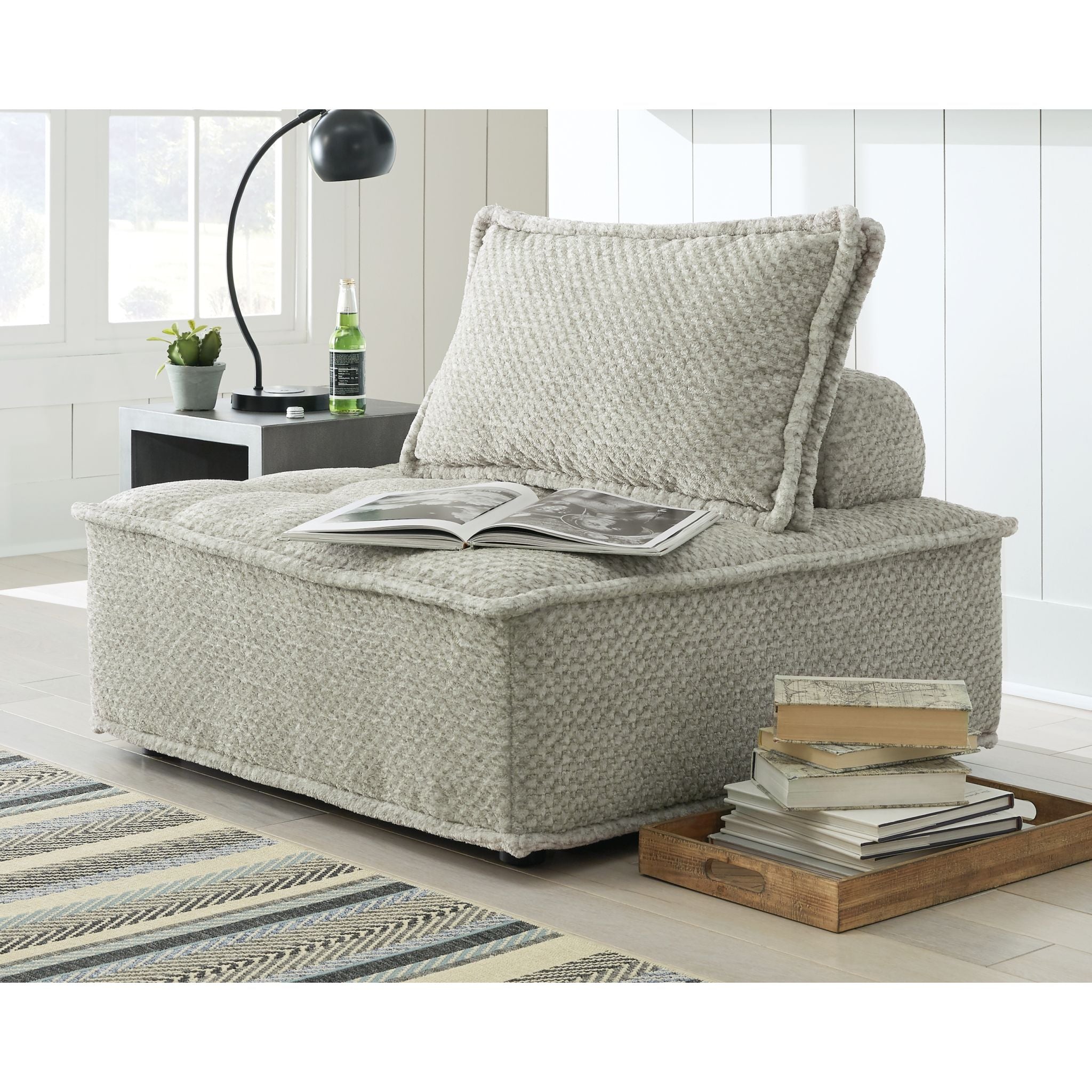 Stylish Bales Modular Accent Chair - Modern Living Room Furniture for Home Office & Lounge - Perfect for Small Spaces & Apartment Decor