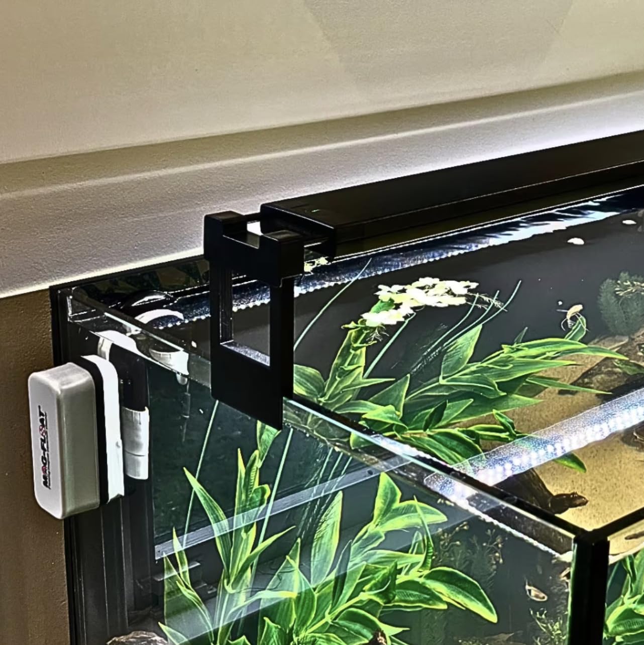 Fluval LED Plant & Marine 3.0 Light Risers - 5 Adjustable Height Set for Aquarium & Fish Tank Lighting - Perfect for Plant Growth & Coral Reef Tanks