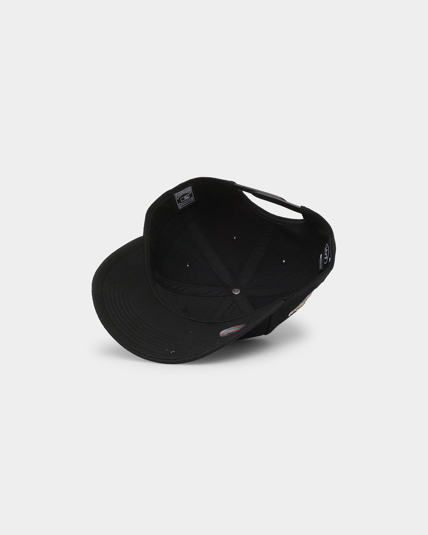47 Brand New York Yankees Sure Shot 47 MVP Snapback Black Hat - Official MLB Licensed Adjustable Baseball Cap for Men & Women - Perfect for Games, Sports, and Streetwear Fashion