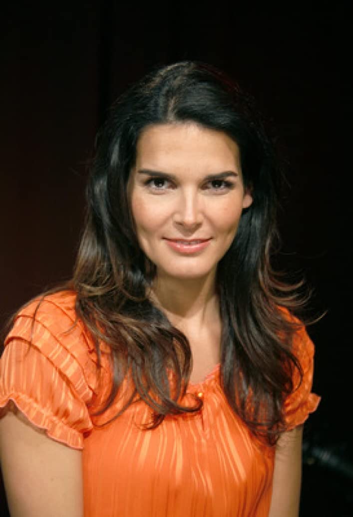 The Night's Watch Angie Harmon - 12x18 Inch Unique Metal Wall Art Decor (Rare #TNW637303) - Perfect for Game of Thrones Fans, Living Room, Bedroom & Office Decor