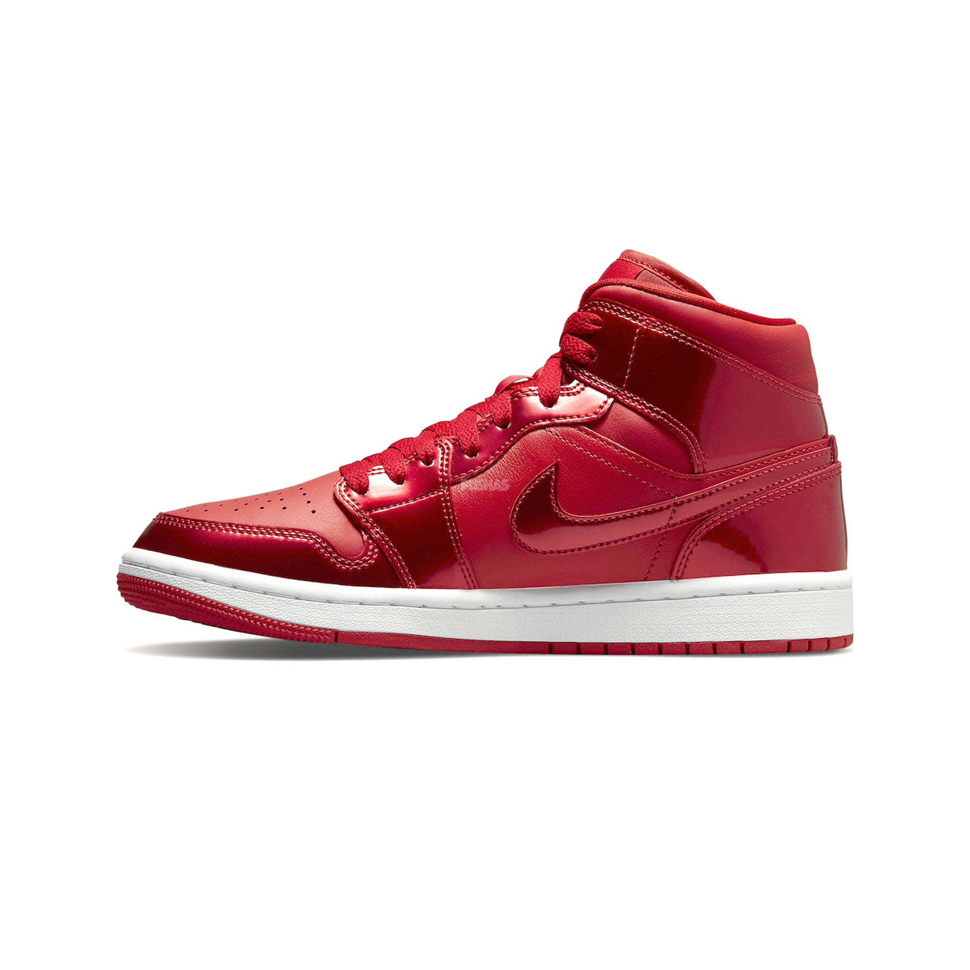 Air Jordan 1 Mid SE 'Pomegranate' Women's Basketball Shoes 2021 - Stylish Sneakers for Casual Wear, Gym & Street Fashion