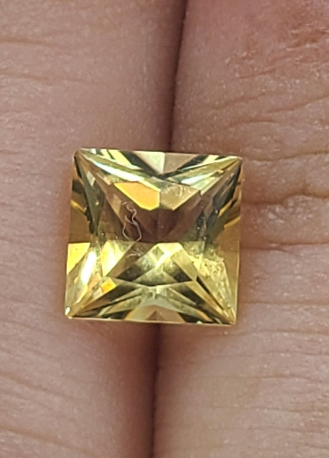 1.36ct Natural Brazilian Citrine Gemstone - 7mm Princess Cut, VVS Clarity, Eye Clean Loose Stone - November Birthstone for Jewelry Making - Wholesale Price for Engagement Rings, Pendants & Earrings