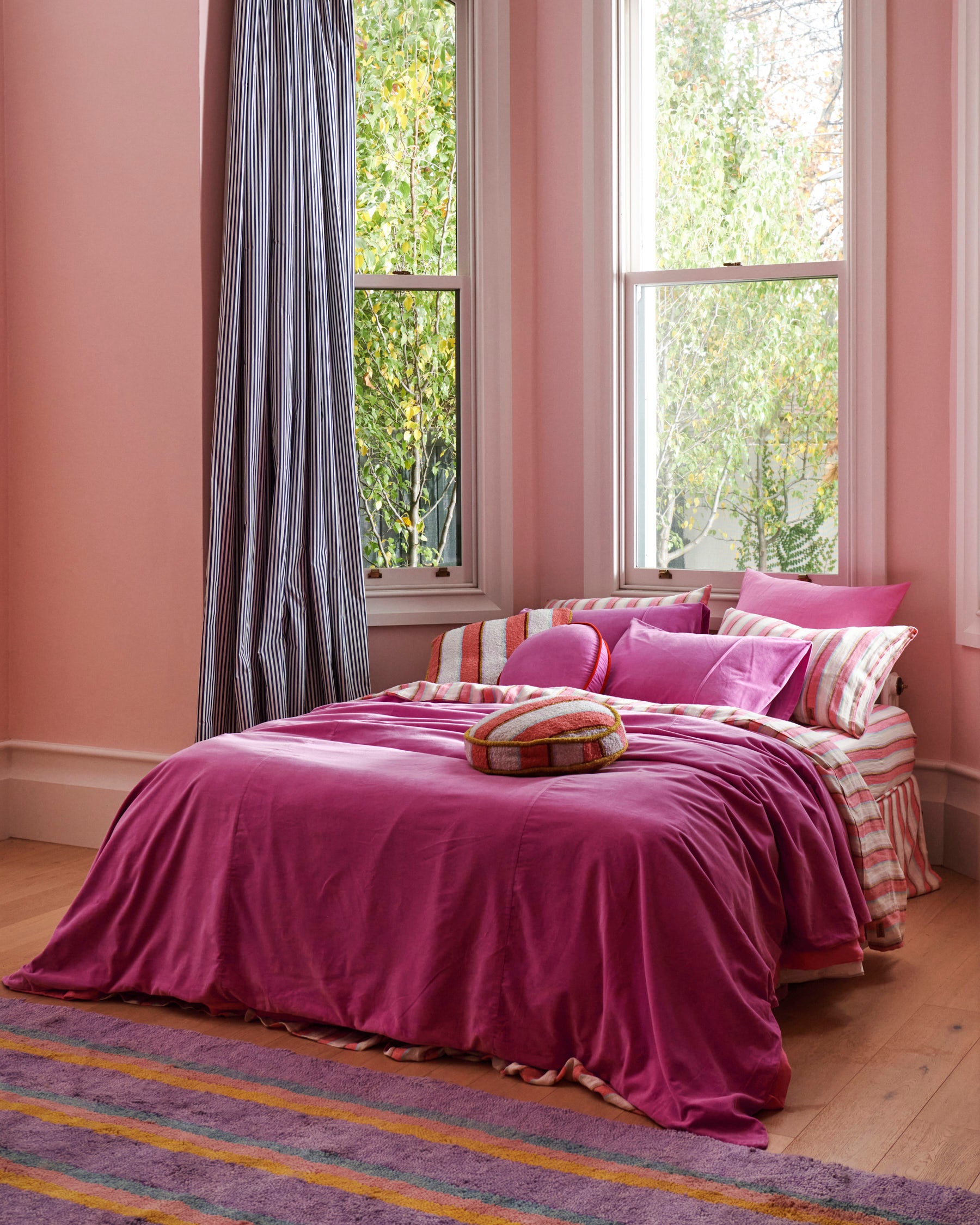 Luxury Pink Velvet Pillowcases Set of 2 - Soft & Breathable Bedding for Women & Girls - Perfect for Home, Bedroom Decor & Gift Giving