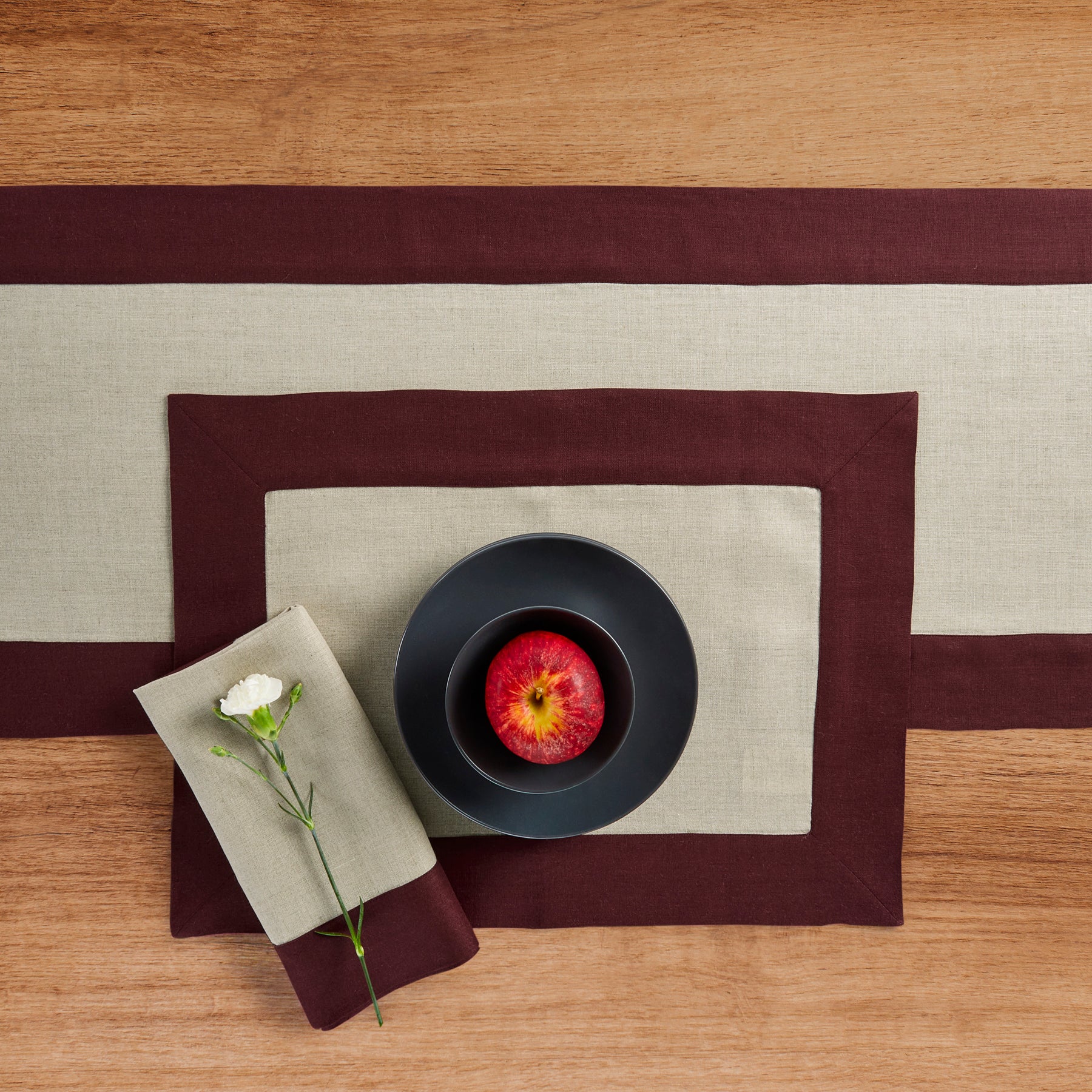 Elegant Contempo Table Runner - Premium Cotton Linen Blend for Dining Room Decor, Wedding, and Holiday Table Settings