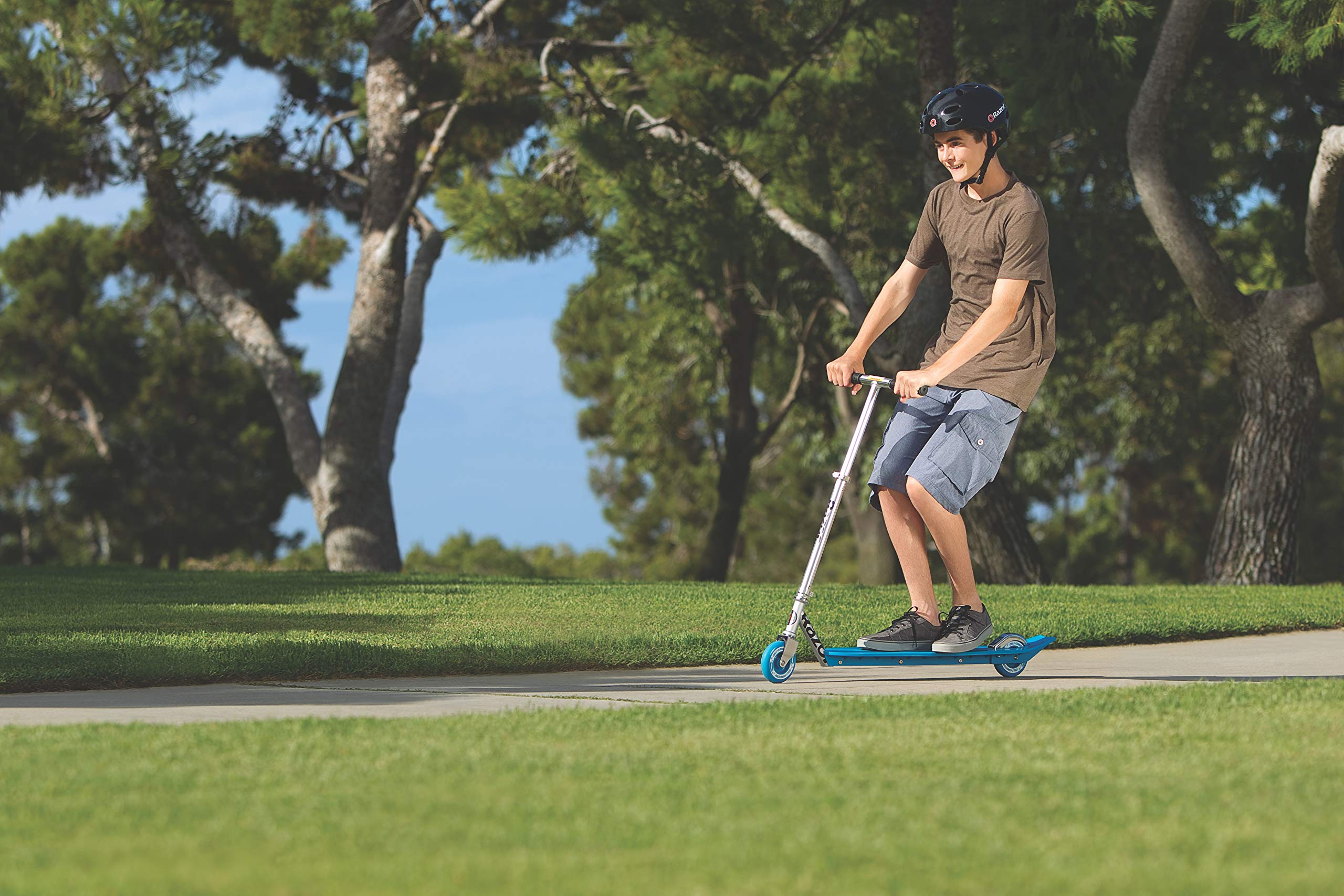 California Longboard Scooter - Lightweight & Durable Razor Scooter for Kids & Adults - Perfect for Commuting, Cruising & Outdoor Fun