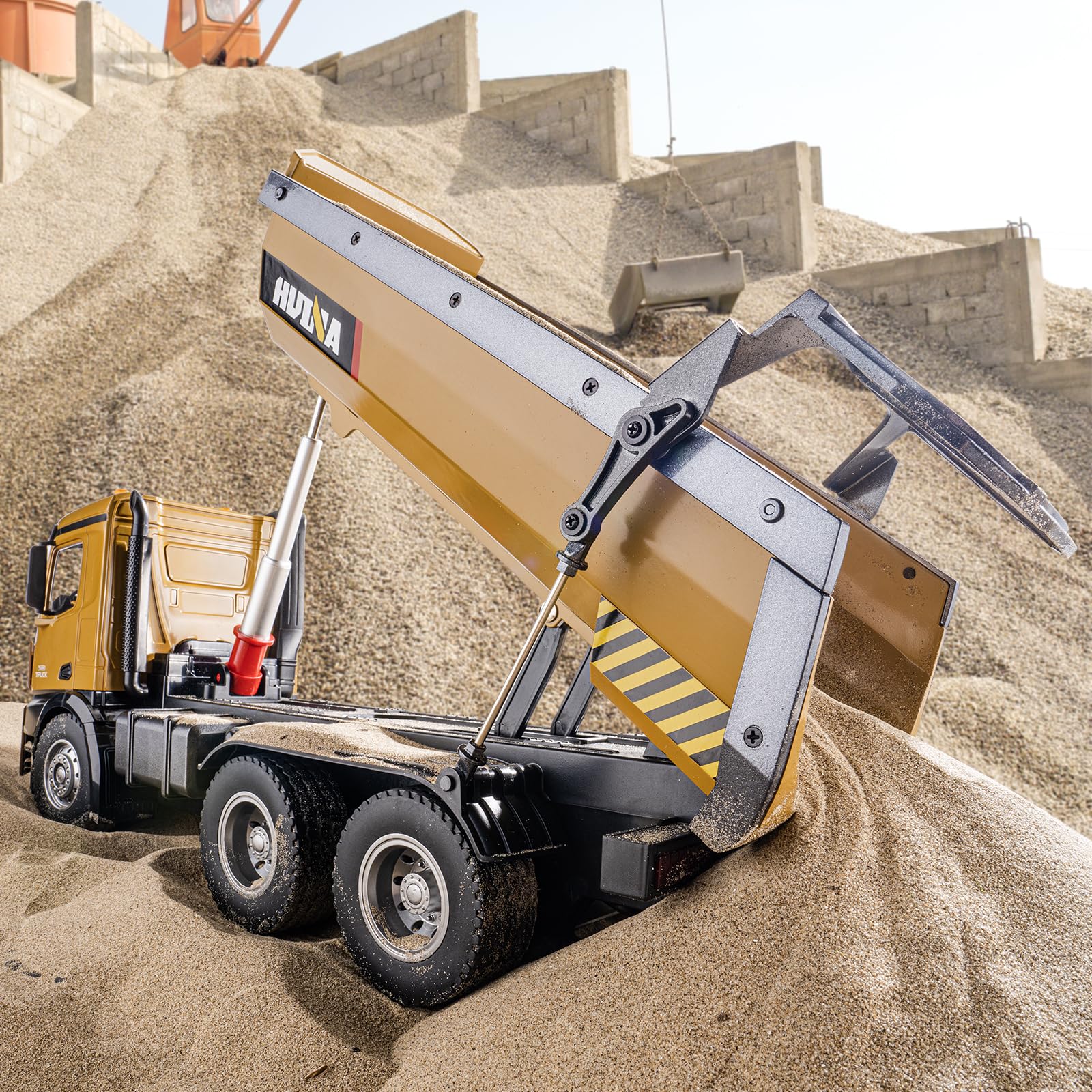 1/14 Scale RC Dump Truck Toy - 10CH Remote Control Construction Vehicle for Boys & Adults, Heavy Duty Metal Truck with 7KG+ Load Capacity | Birthday Gift for Kids | Construction Site Play, Outdoor Adventure & Collector's Item