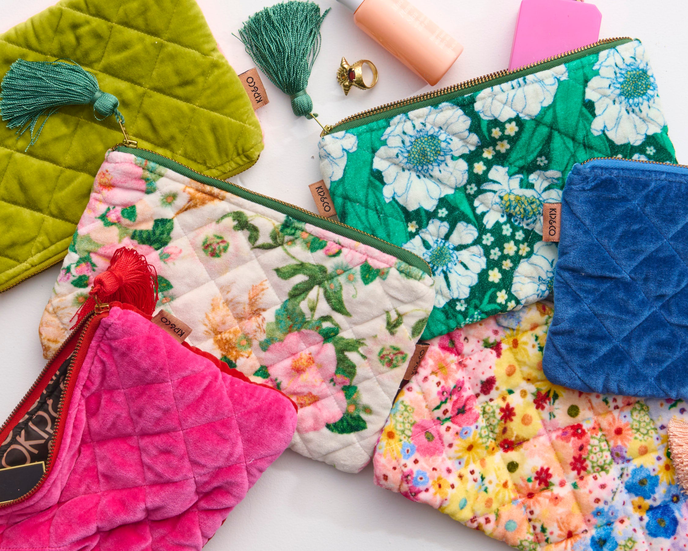 Sunday Stroll Velvet Cosmetic Bag - Elegant Makeup Pouch for Travel & Daily Use | Perfect for Organizing Lipstick, Brushes & Beauty Essentials