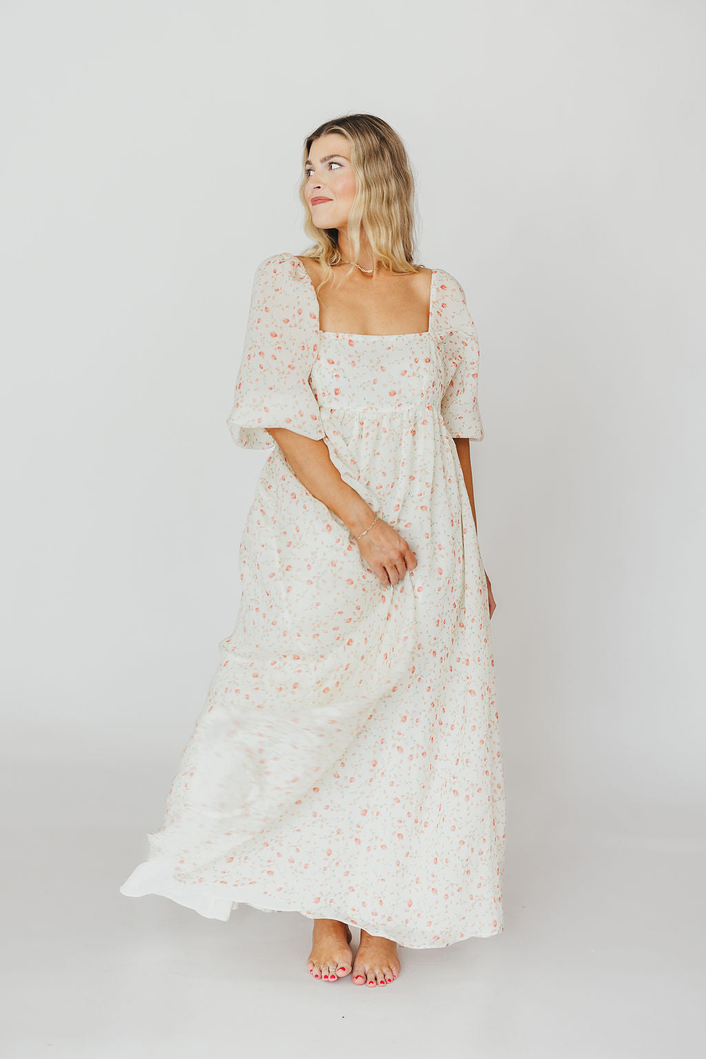 Elegant Ivory Floral Smocked Maxi Dress for Women - Bump Friendly Maternity & Inclusive Sizing (S-2XL) | Perfect for Summer Weddings, Beach Vacations & Special Occasions