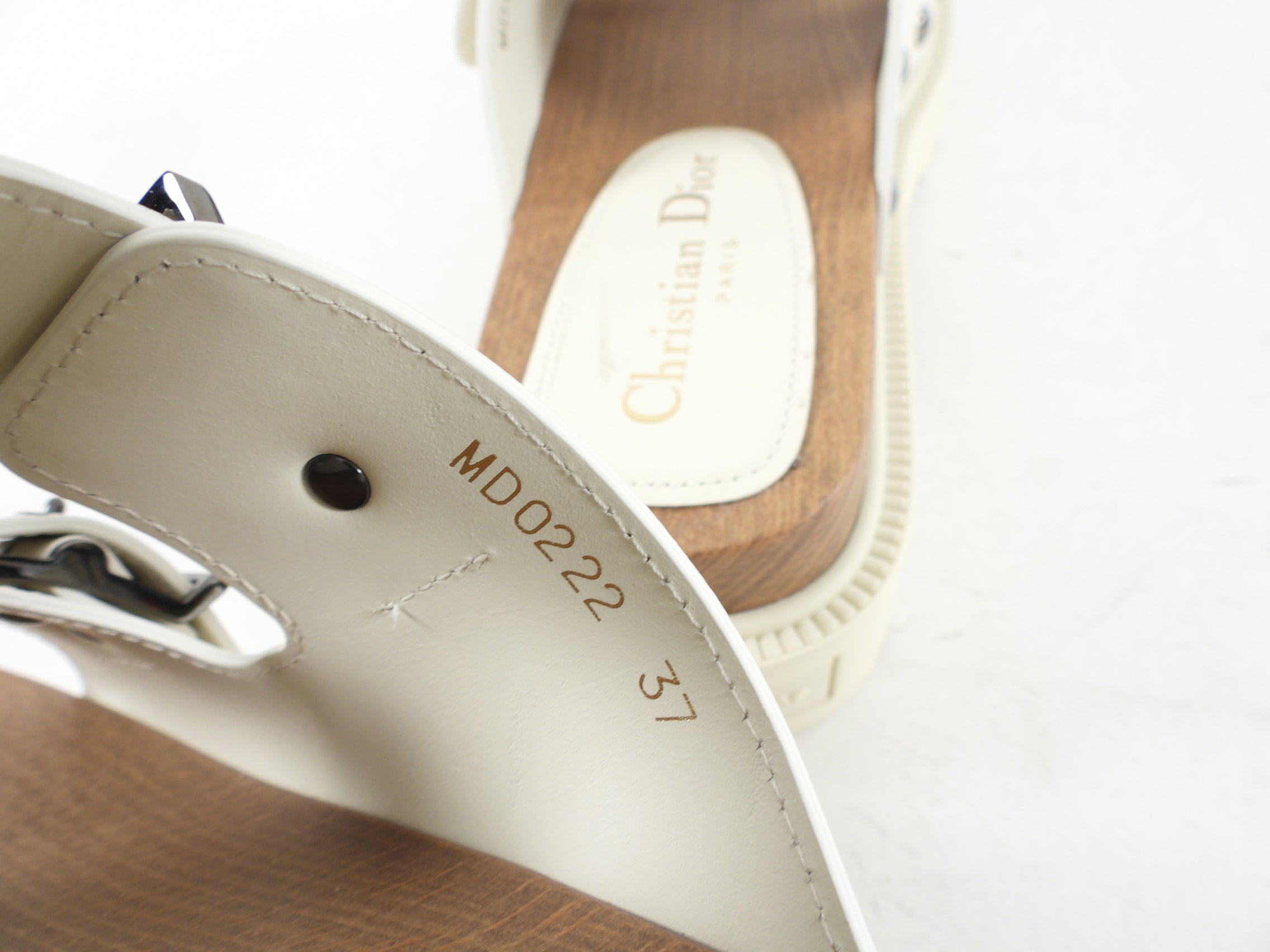 Christian Dior Diorquake Ivory Leather Clog Sandals Size 37 | Luxury Designer Slide Sandals for Women | Perfect for Summer, Beach & Casual Outings