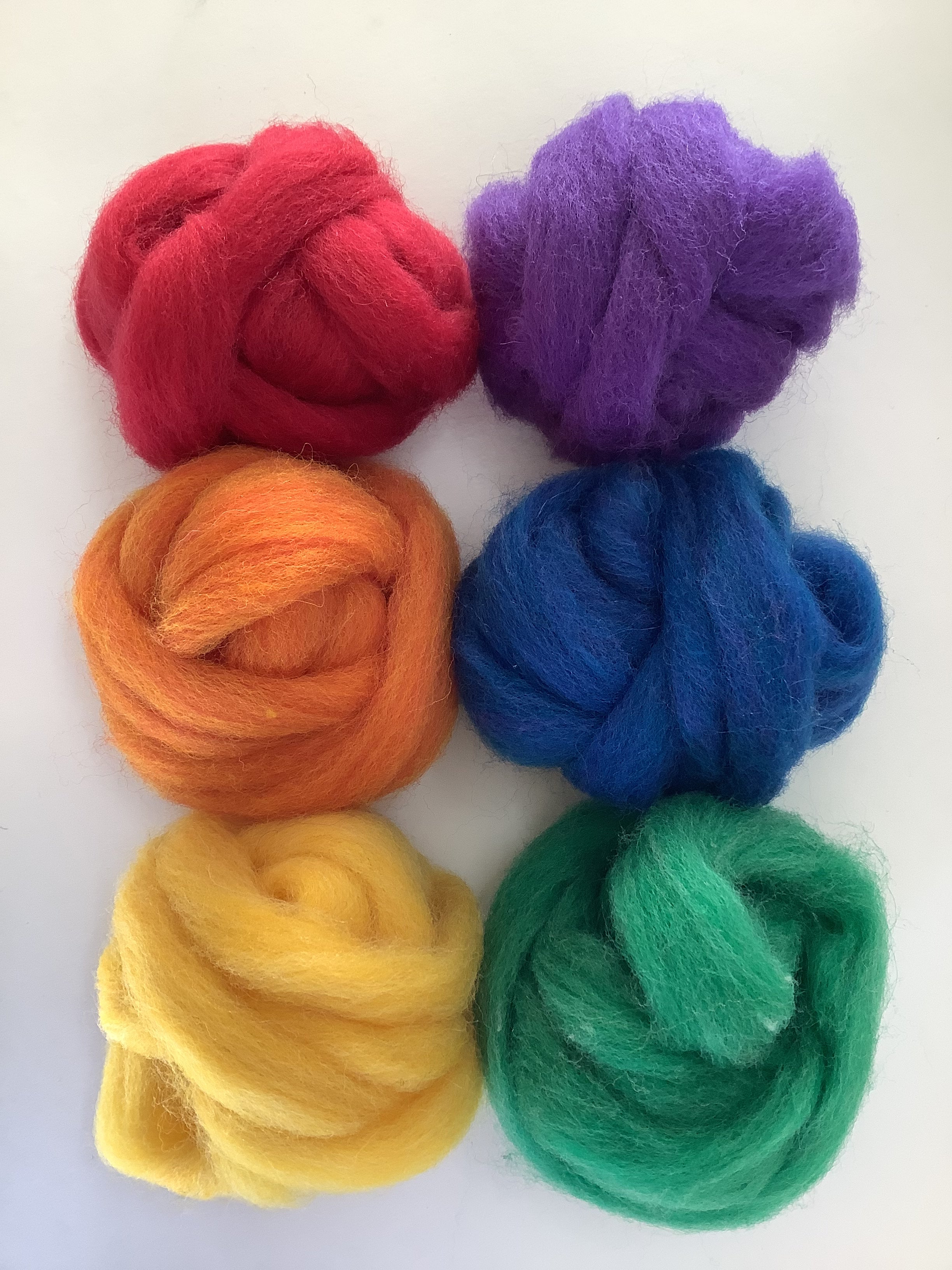 Rainbow Roving Kit for DIY Yarn Spinning & Fiber Art - Perfect for Knitting, Crochet, and Handmade Crafts