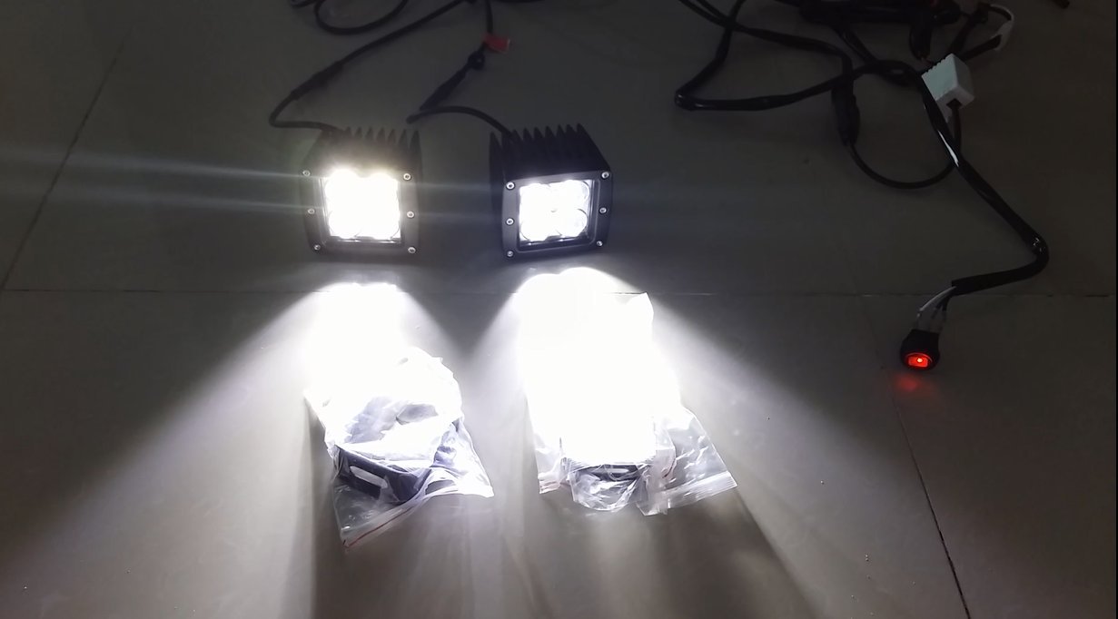 3 Inch Green & White LED Work Light Cube - Off Road Pods with Wiring Harness & Remote On/Off Switch (DC9V-30V) - Perfect for Trucks, ATVs, and Outdoor Work Lighting