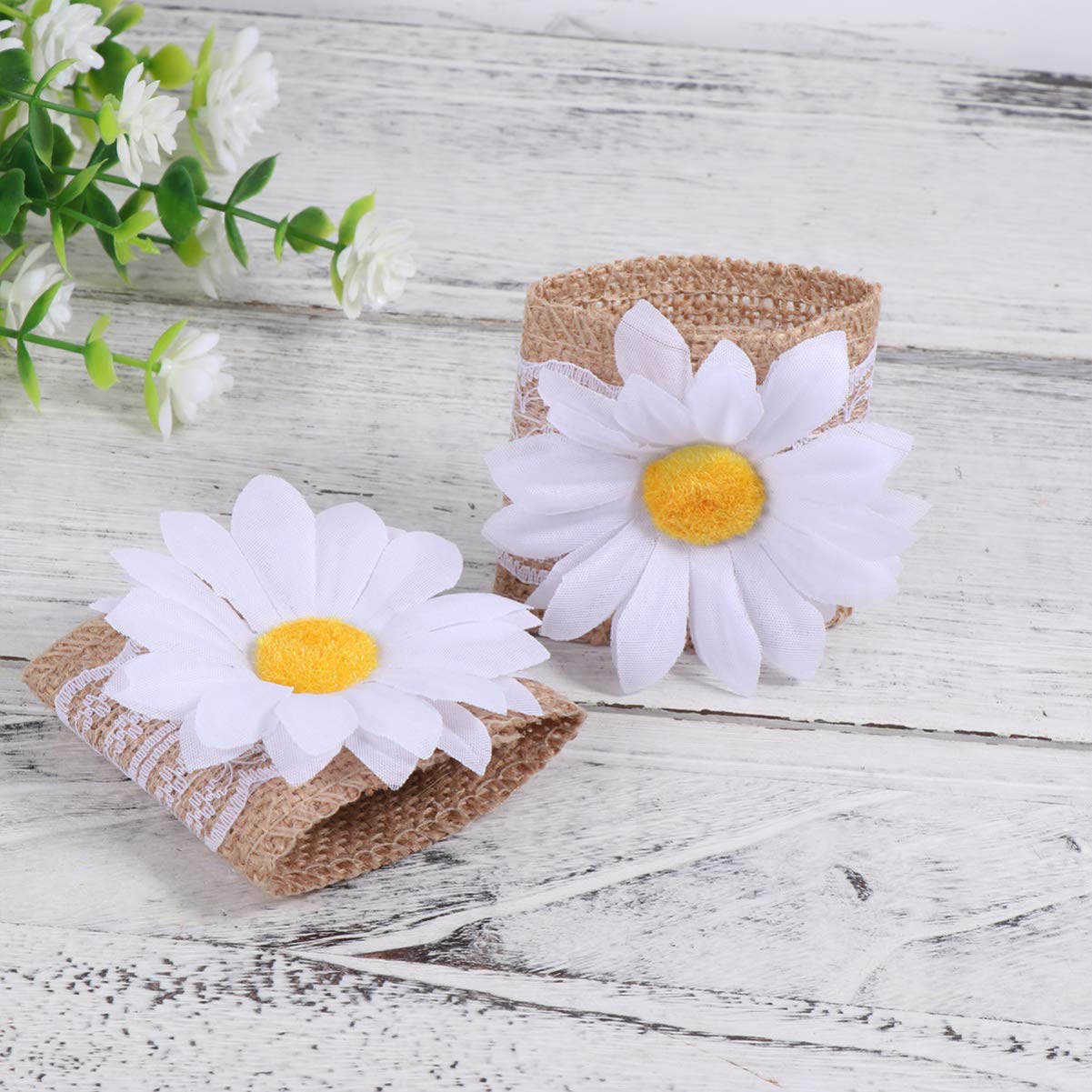 10-Pack Daisy Napkin Rings - Elegant Banquet Napkin Holders for Wedding, Dinner Party & Formal Table Setting - Decorative Napkin Clips for Fine Dining & Special Occasions