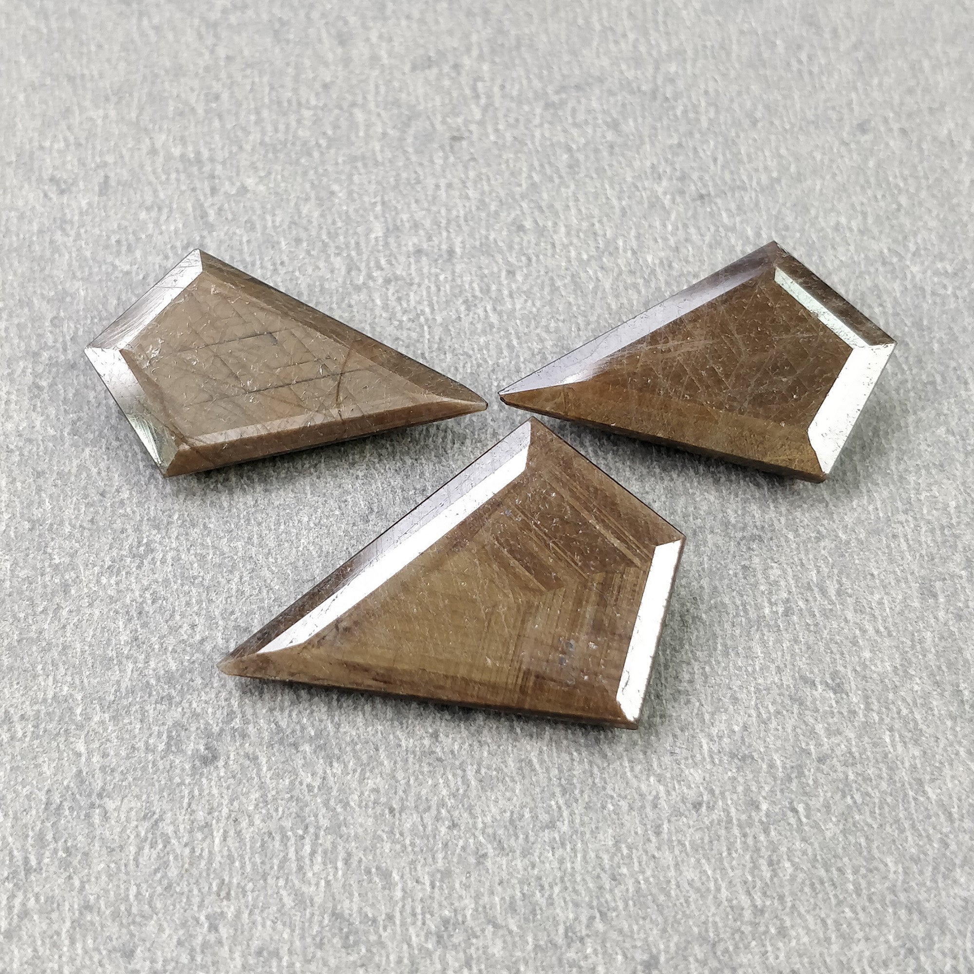 Natural Untreated Golden Brown Chocolate Sapphire Gemstone - 37.50cts Normal Cut, 23x14mm to 26x18mm (3 Pieces with Video) - Perfect for Jewelry Making, Engagement Rings & Collector's Specimens