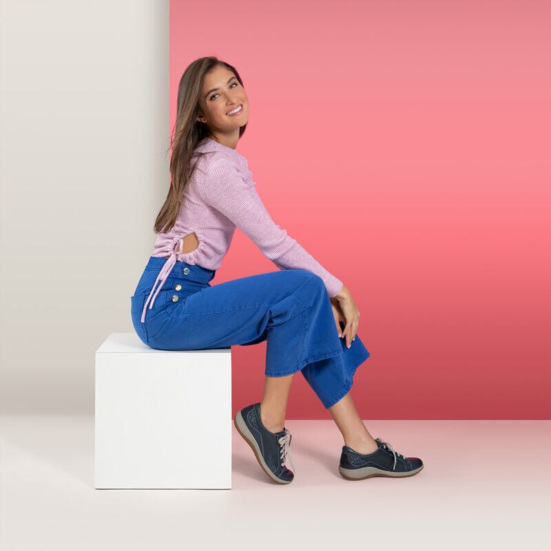 AETREX DANA Lace Up Oxford Shoes for Women - Comfortable Walking & Work Shoes for Nurses, Teachers & Professionals