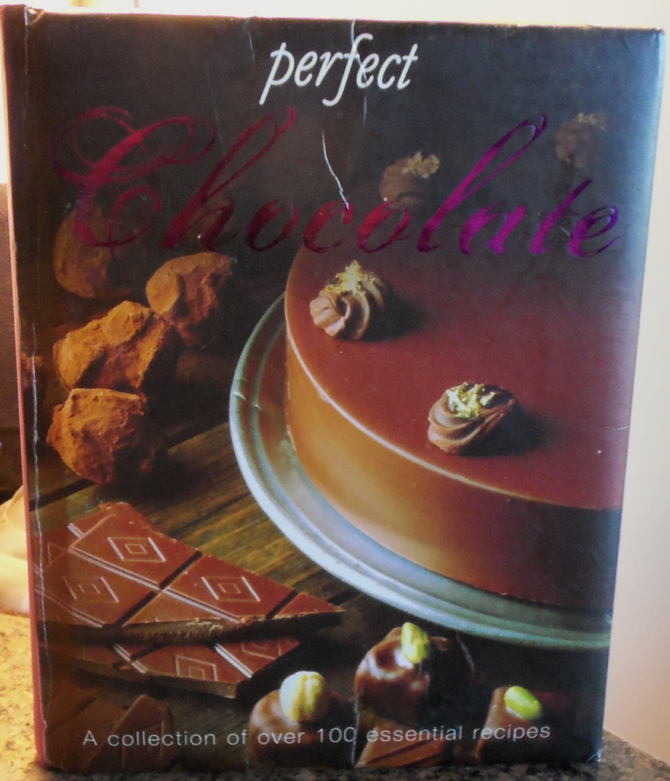 Premium Chocolate Gift Box - Delicious Assorted Chocolates in Elegant Padded Packaging for Birthdays, Anniversaries & Valentine's Day Gifts