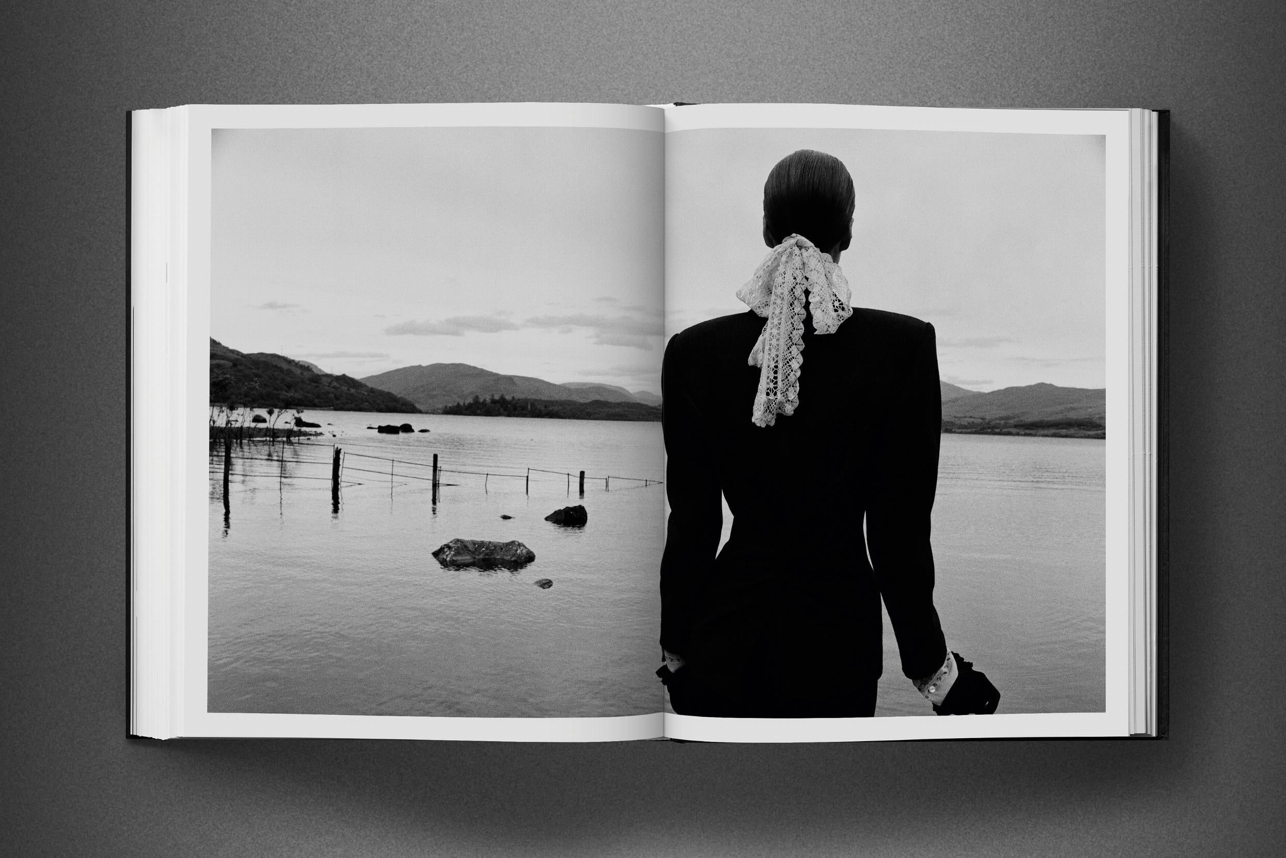David Bailey: Iconic 80s Fashion Photography Book - Perfect for Art Collectors, Fashion Enthusiasts & Home Decor