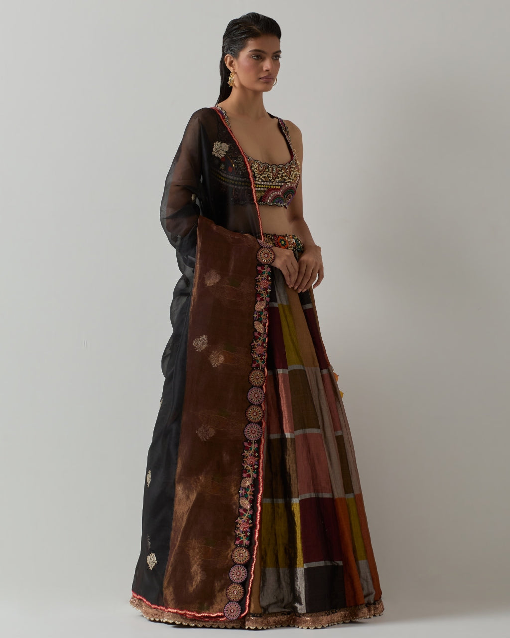 Elegant Black Metallic Lehenga Set for Women | Indian Traditional Bridal Party Wear | Perfect for Weddings, Festivals & Special Occasions