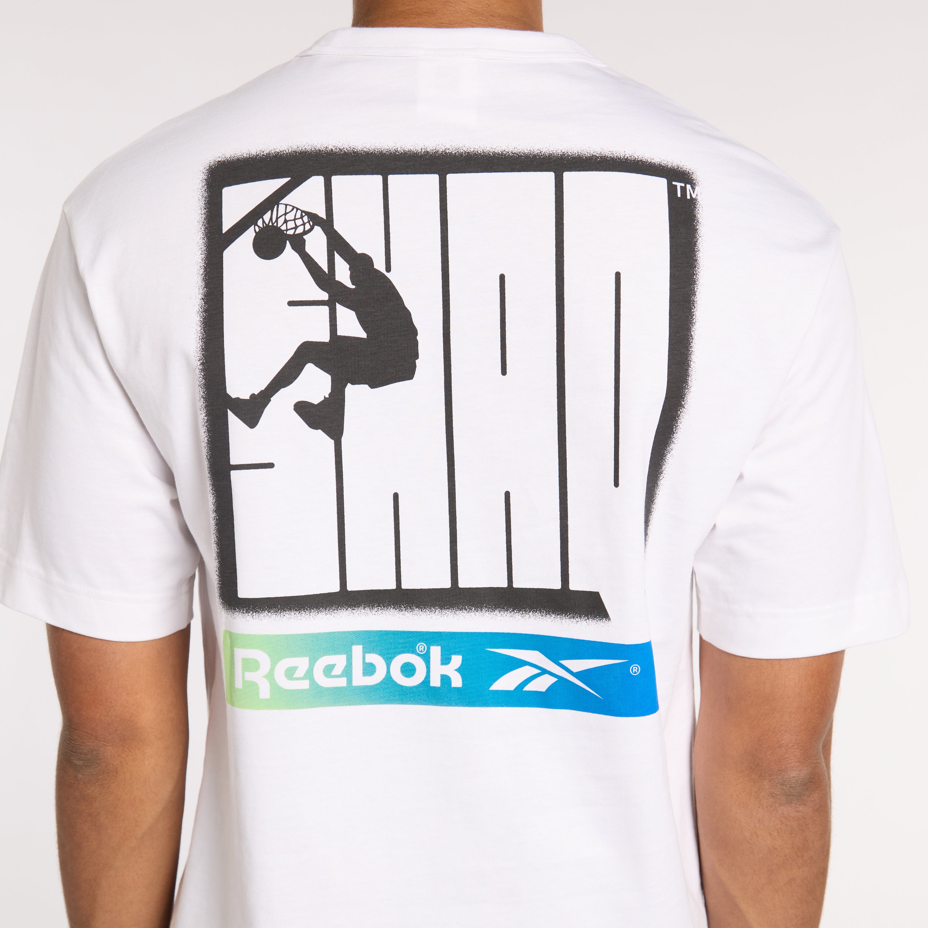 Shaq Silo Logo T-Shirt for Men - White Cotton Graphic Tee - Perfect for Casual Wear, Street Style & Basketball Fans
