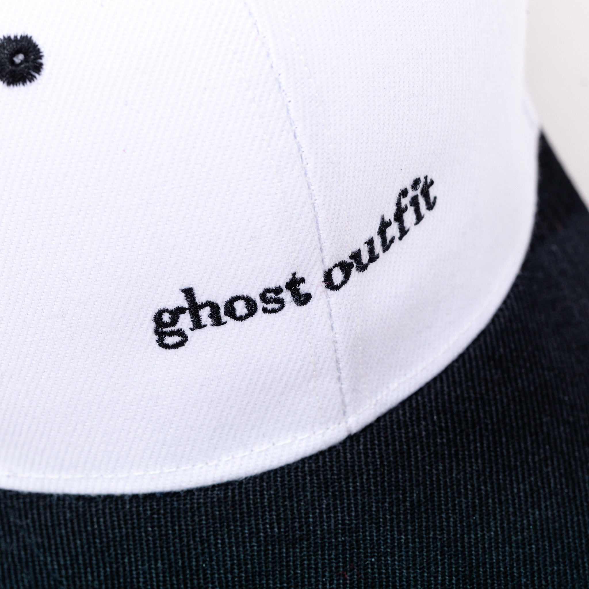 Ghost Outfit Baseball Cap - Stylish Adjustable Dad Hat for Men & Women - Perfect for Halloween, Cosplay, Sports & Everyday Wear