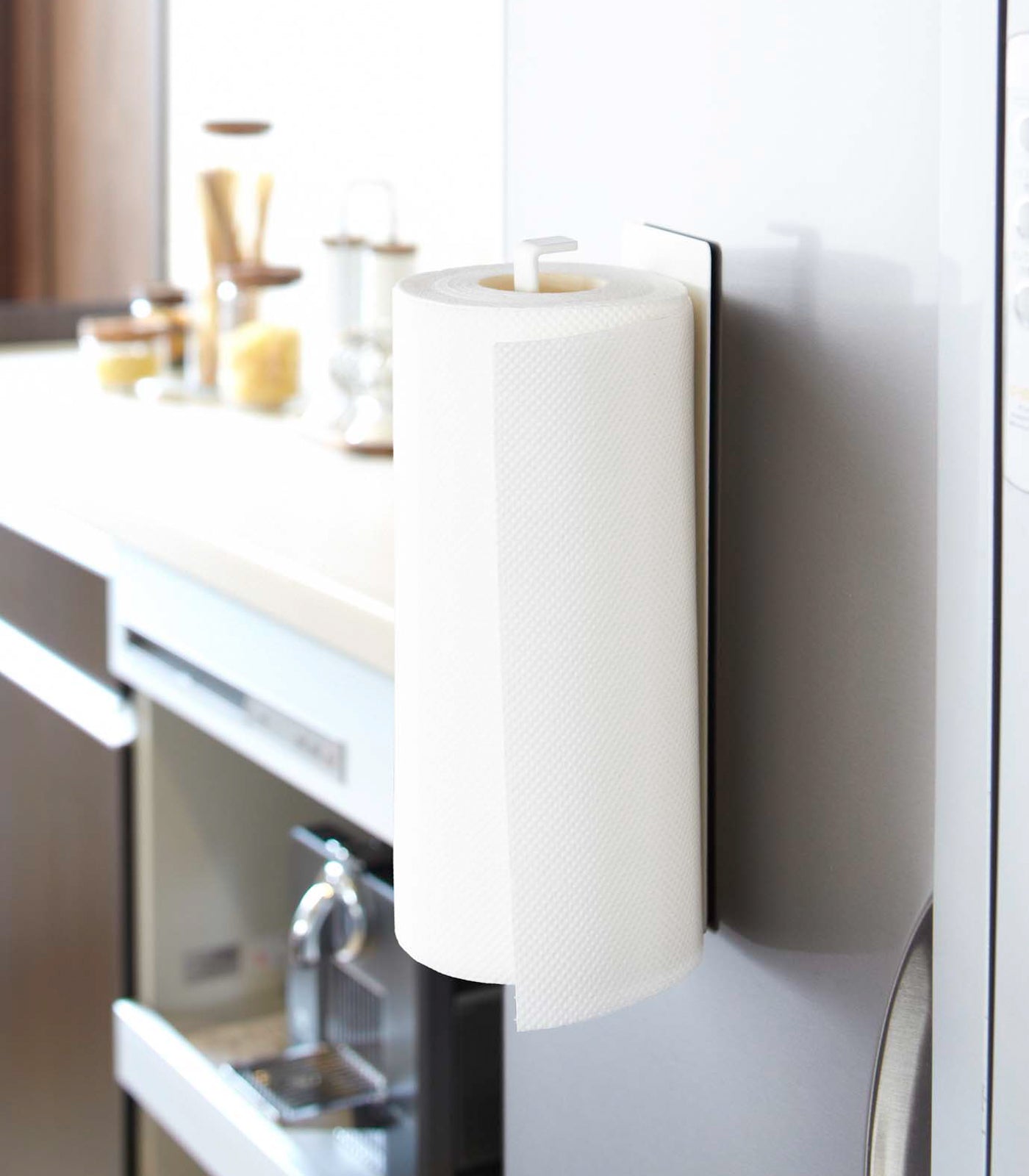 Stainless Steel Magnetic Paper Towel Holder - Strong Hold for Kitchen, Bathroom & Office Organization
