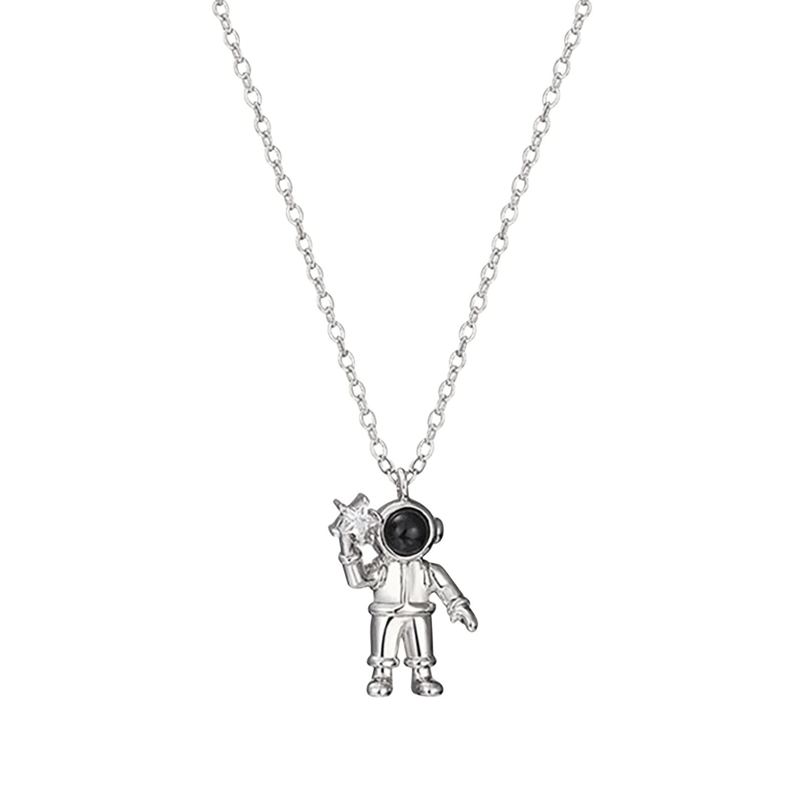 Kiosan Gold Chain Necklace for Women & Men - Stylish Hip Hop Pendant for Students, Astronaut Theme Jewelry, Instagram Fashion Accessory - Perfect for Boudoir, Casual Wear & Gifts (Size B, M)