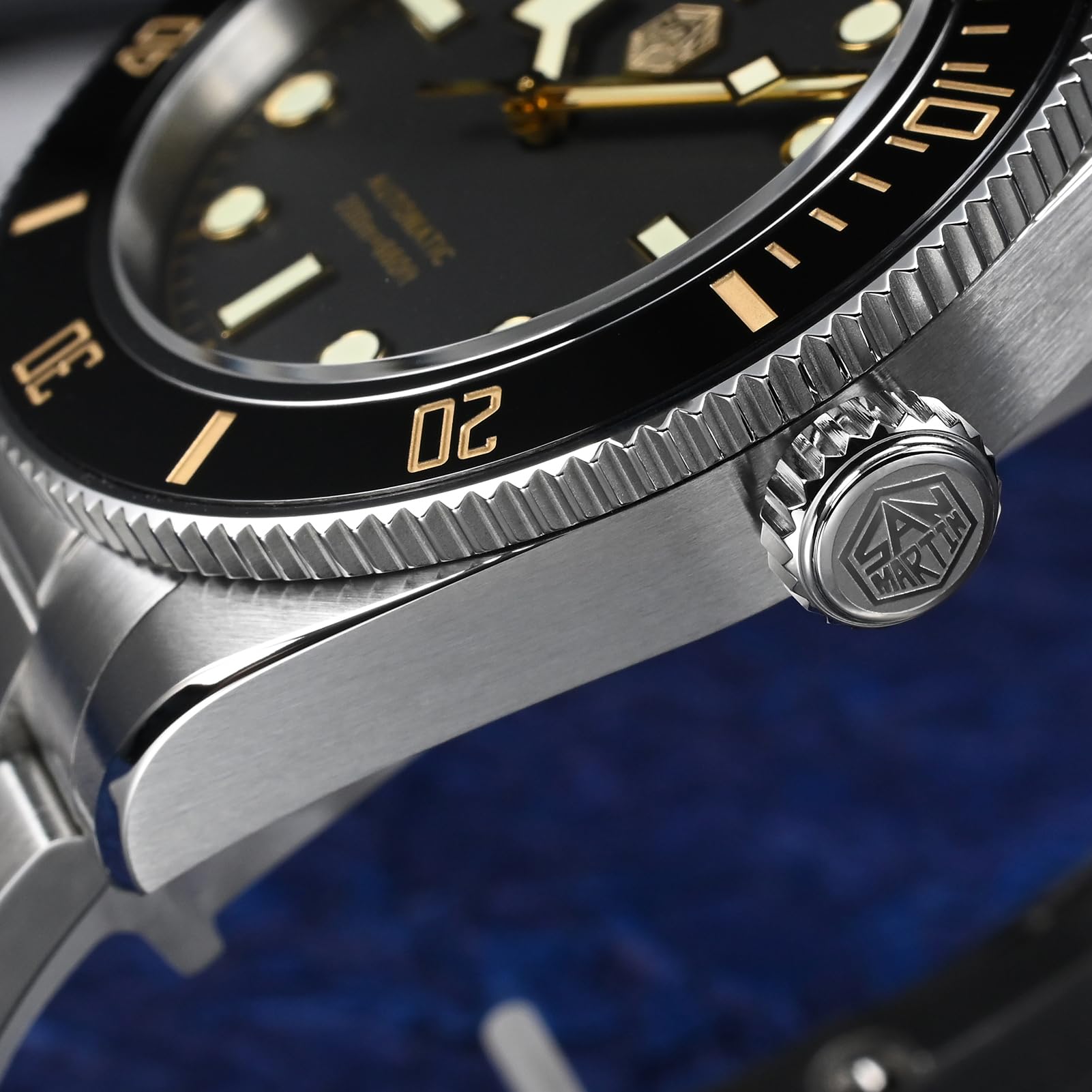 San Martin Men's Automatic Dive Watch with NH35 Movement - 40mm Stainless Steel Case, 20Bar Waterproof, Sapphire Crystal & Luminous Hands - Perfect for Scuba Diving, Swimming & Everyday Wear